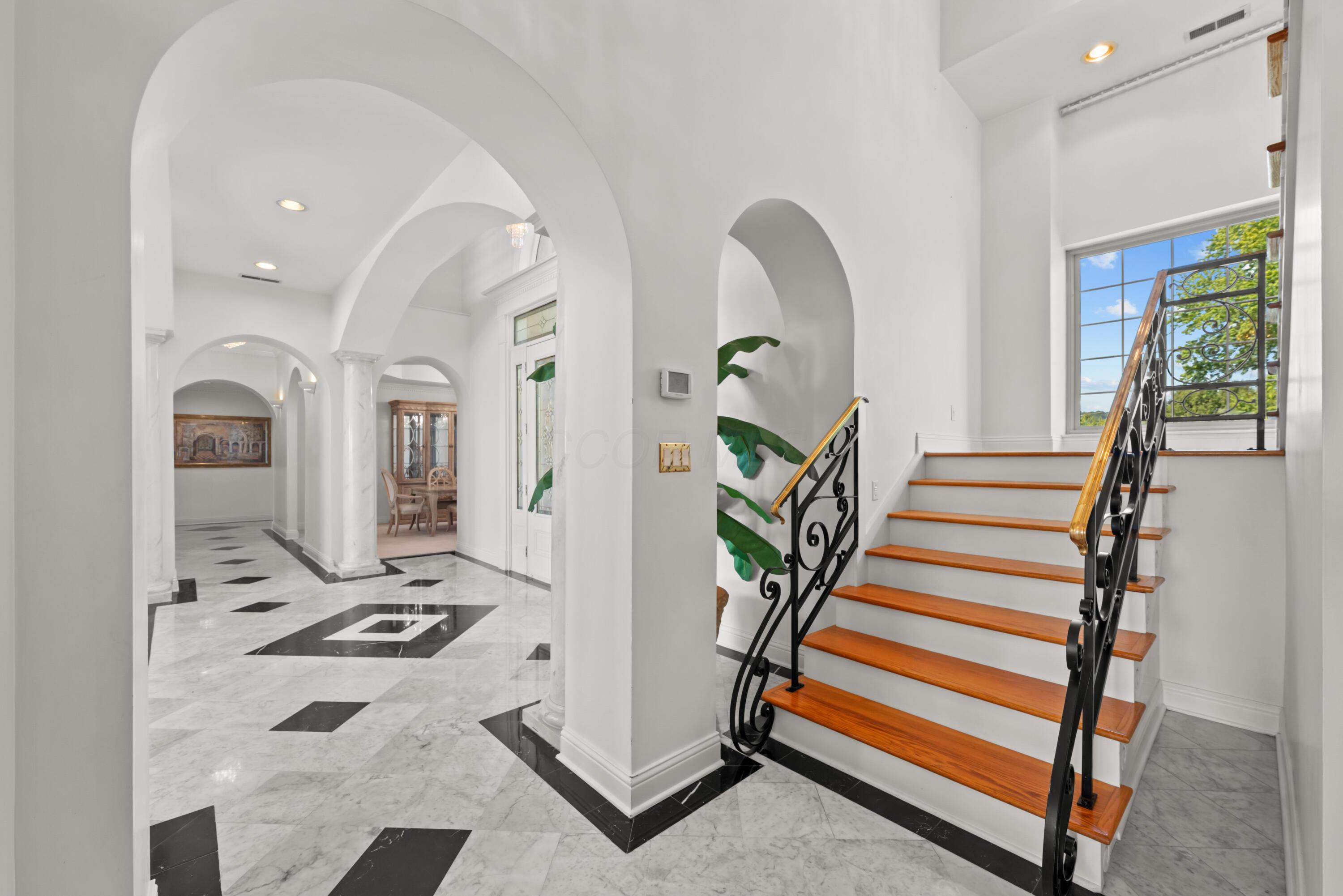 16 River Street Property Photo 40