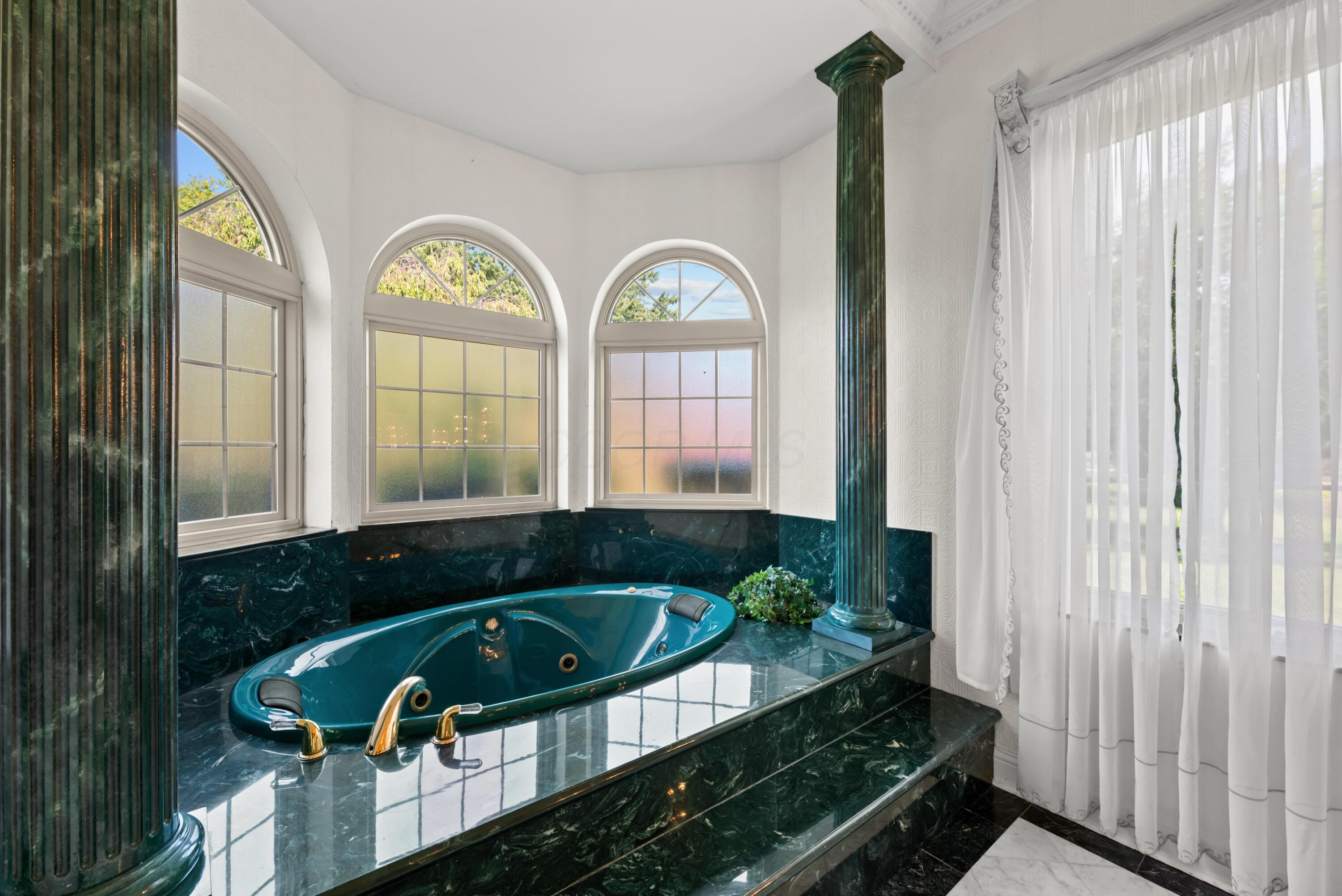16 River Street Property Photo 47