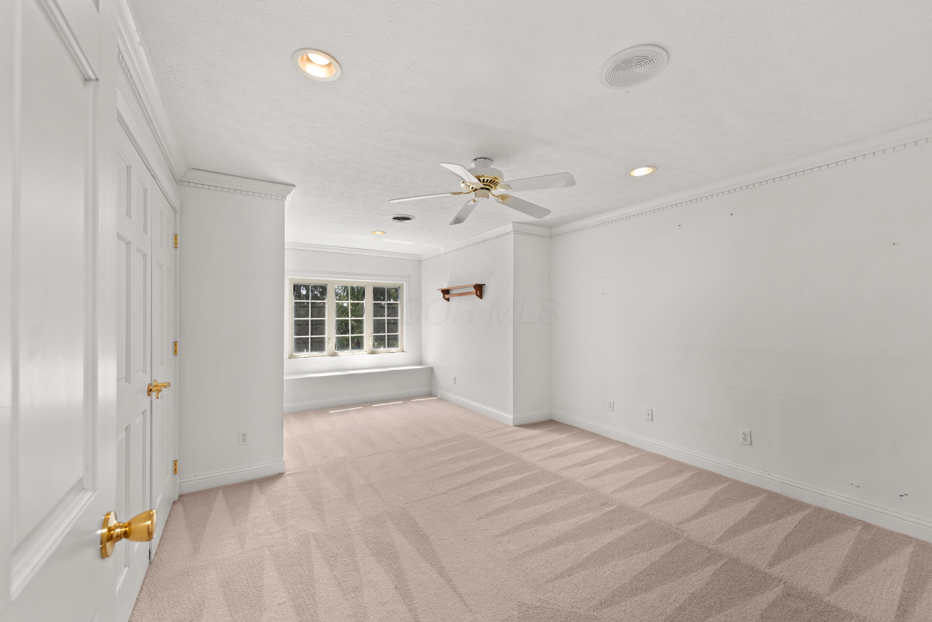 16 River Street Property Photo 54
