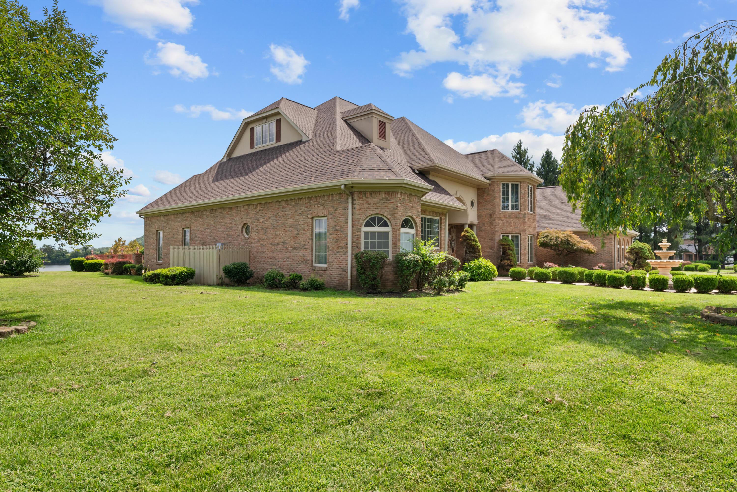16 River Street Property Photo 62