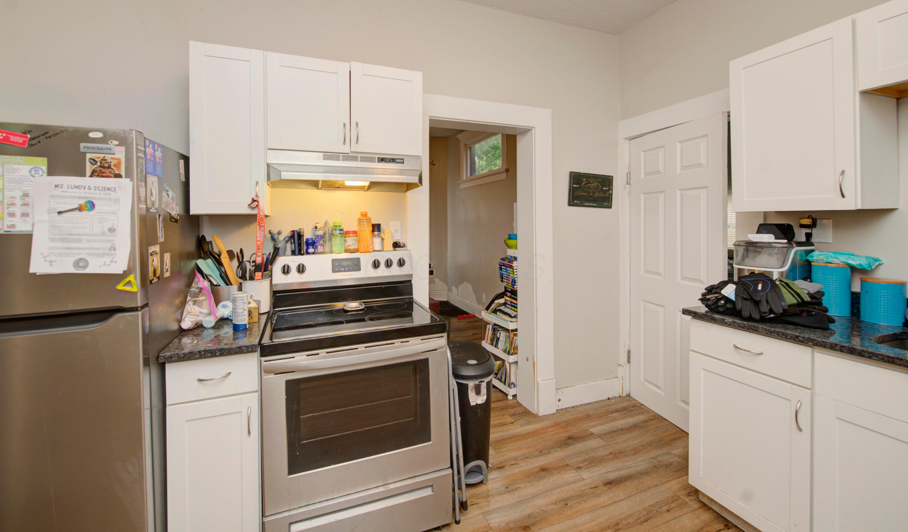 31 S Ogden Avenue Property Photo 7