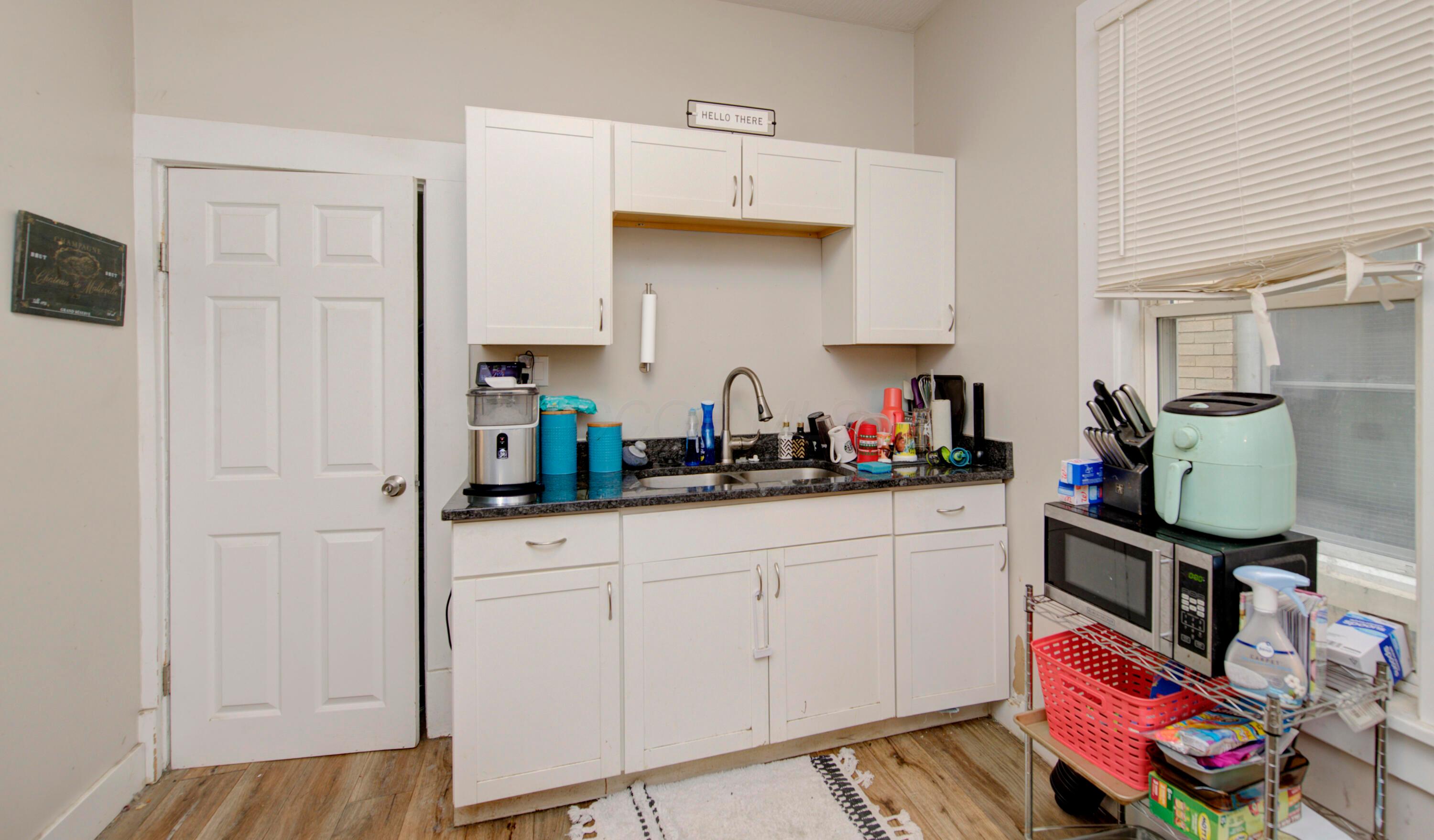 31 S Ogden Avenue Property Photo 8