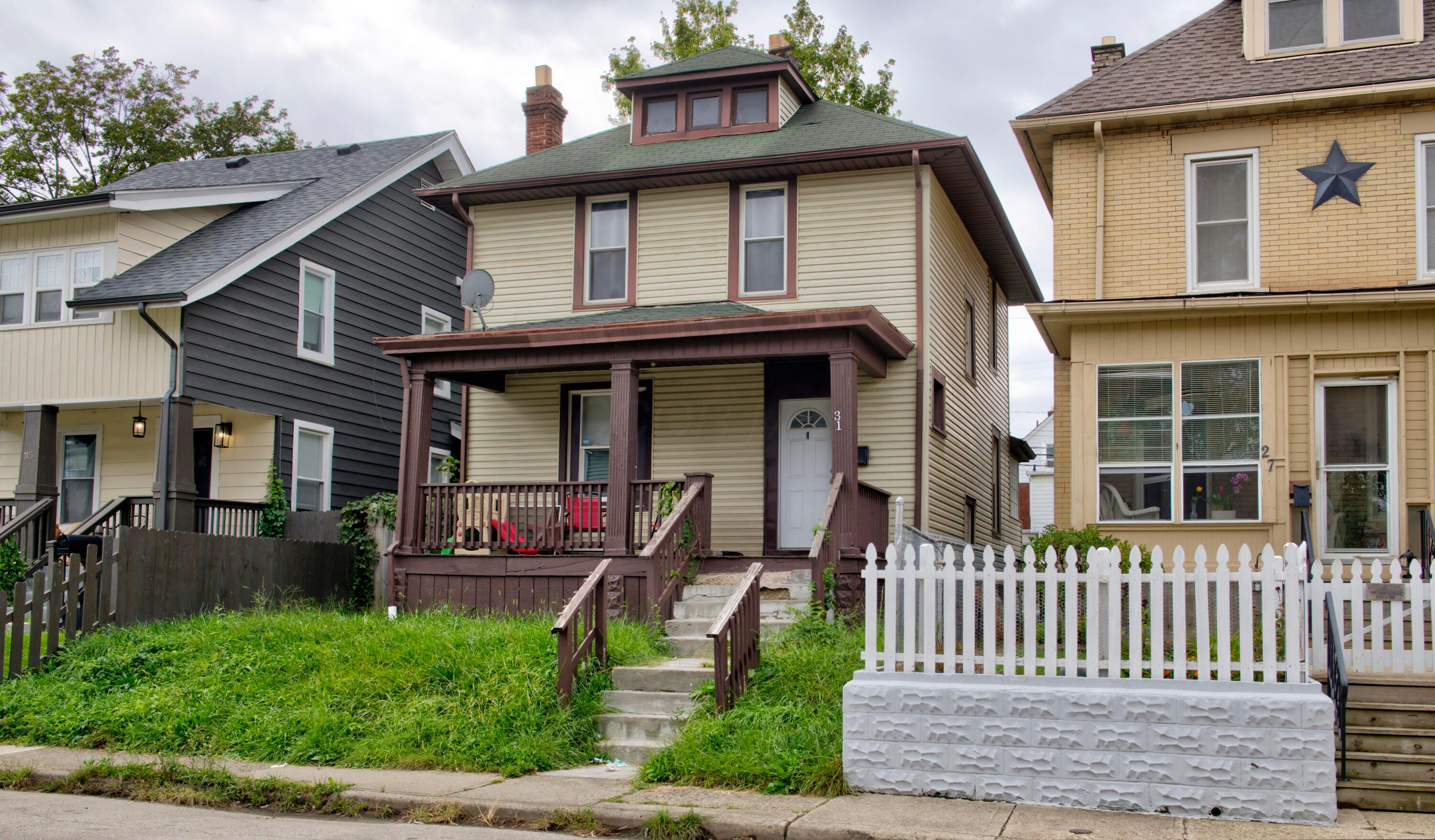 31 S Ogden Avenue Property Photo 10