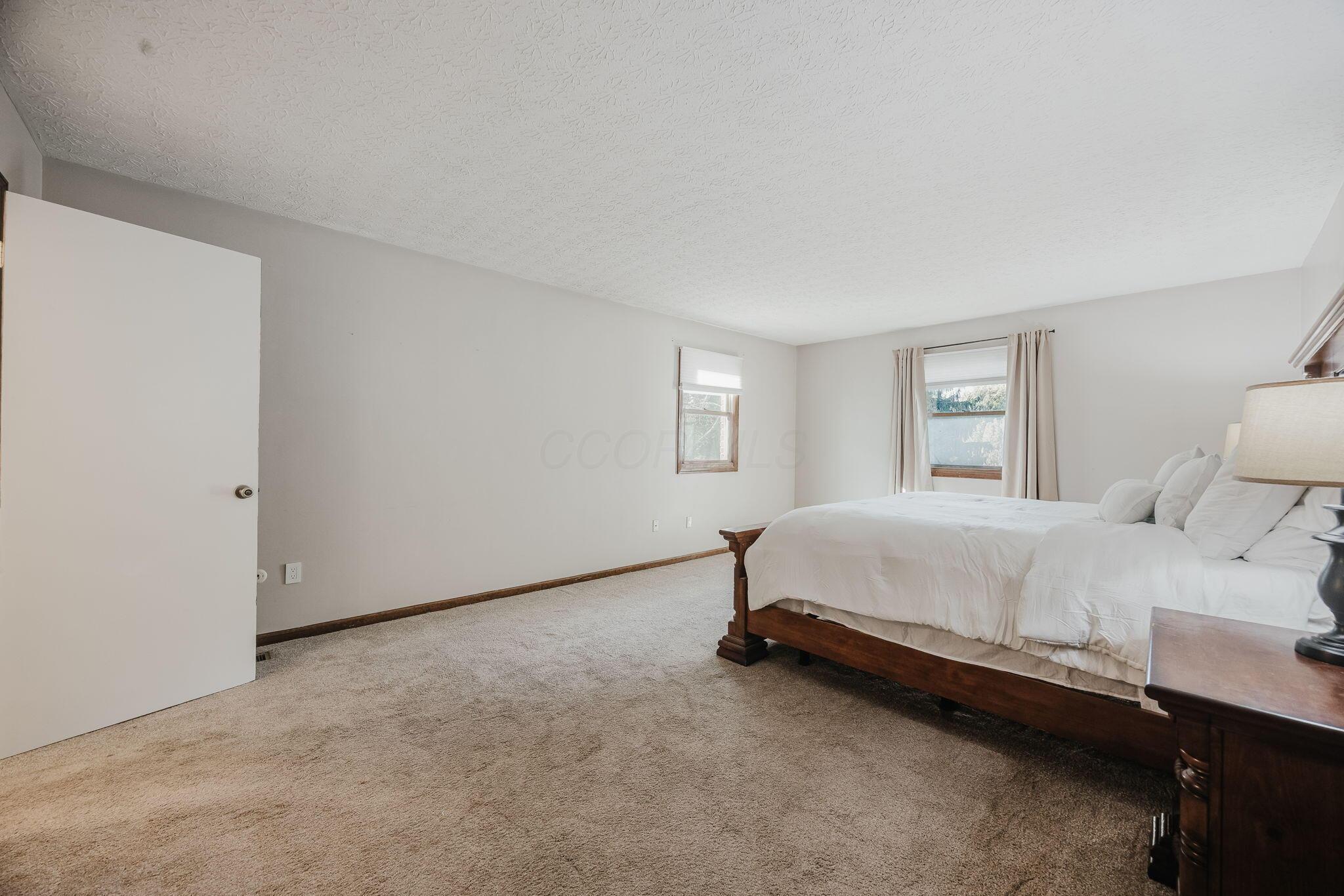 7204 Lee Road Property Photo 34