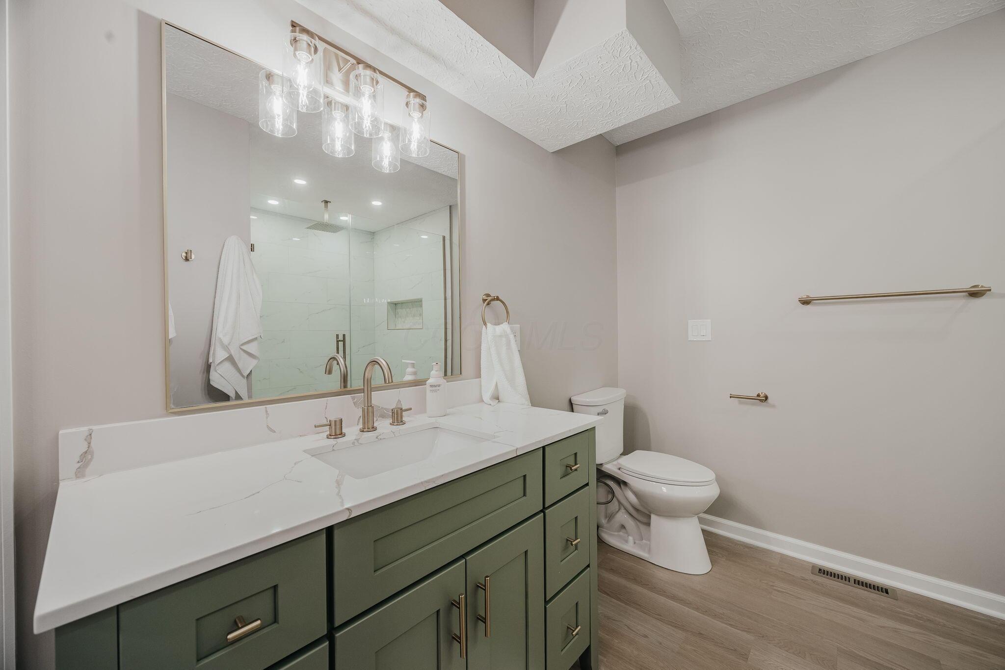 7204 Lee Road Property Photo 36