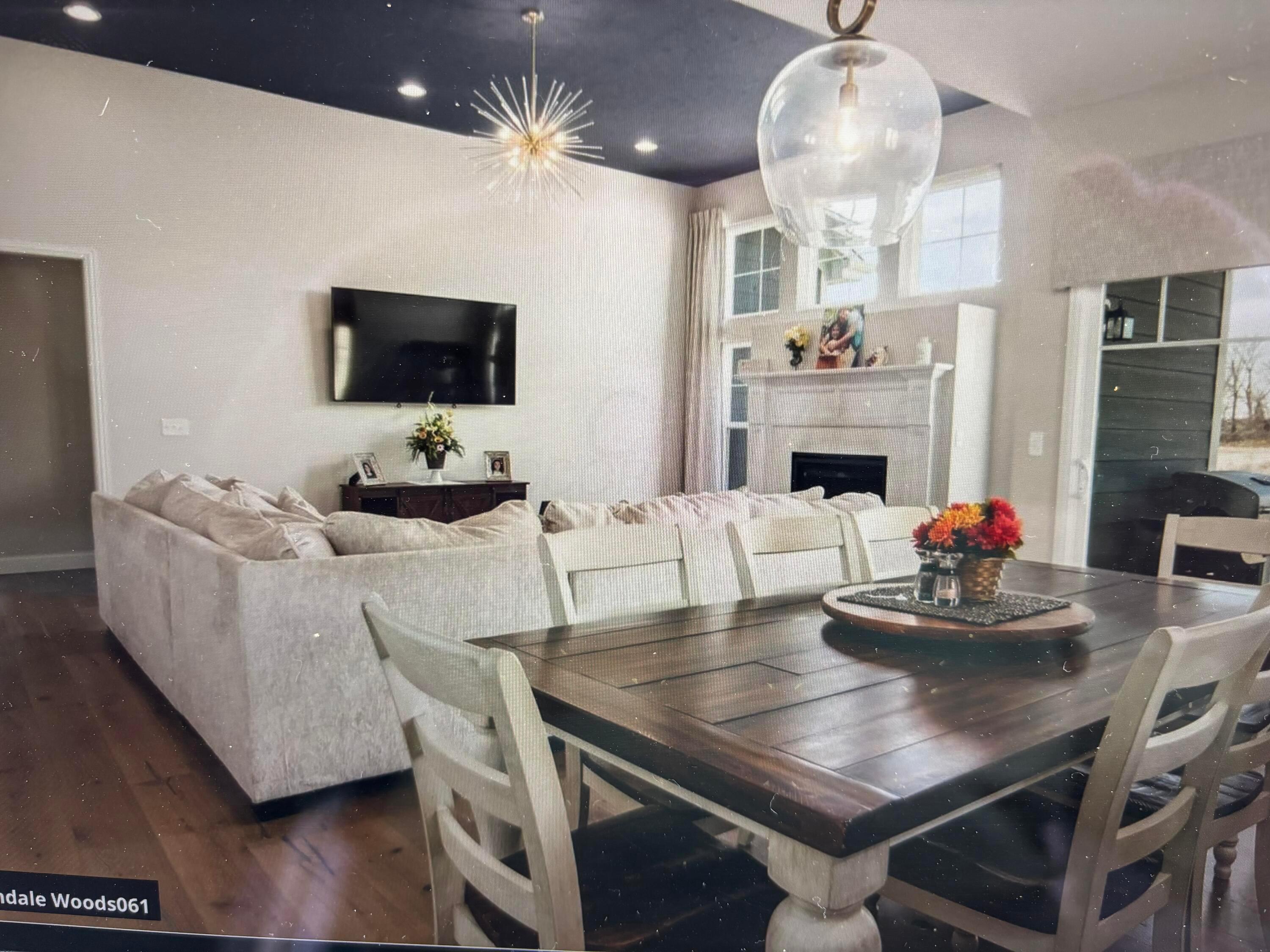 6342 Avondale Woods Boulevard Property Photo 5