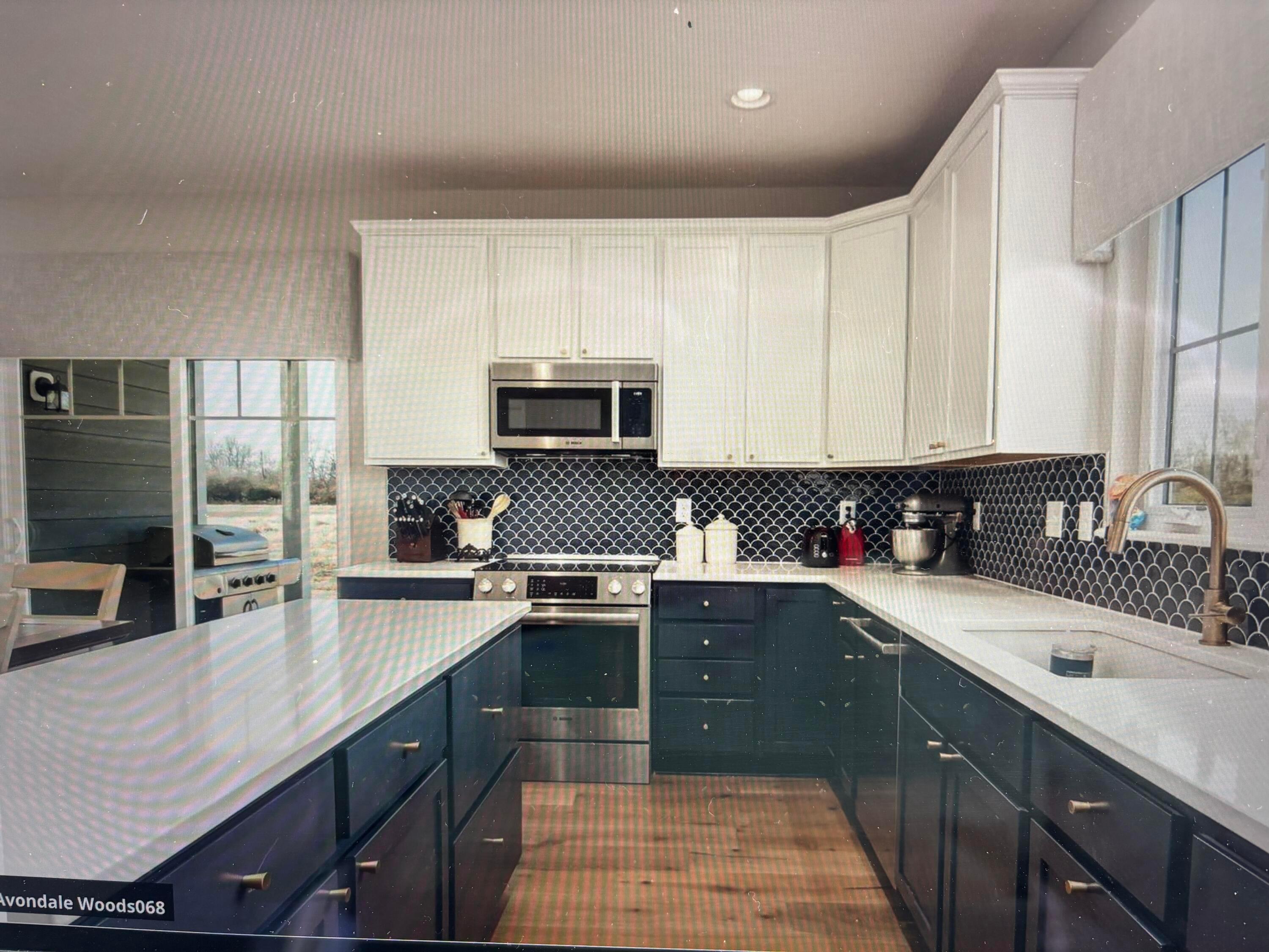 6342 Avondale Woods Boulevard Property Photo 7