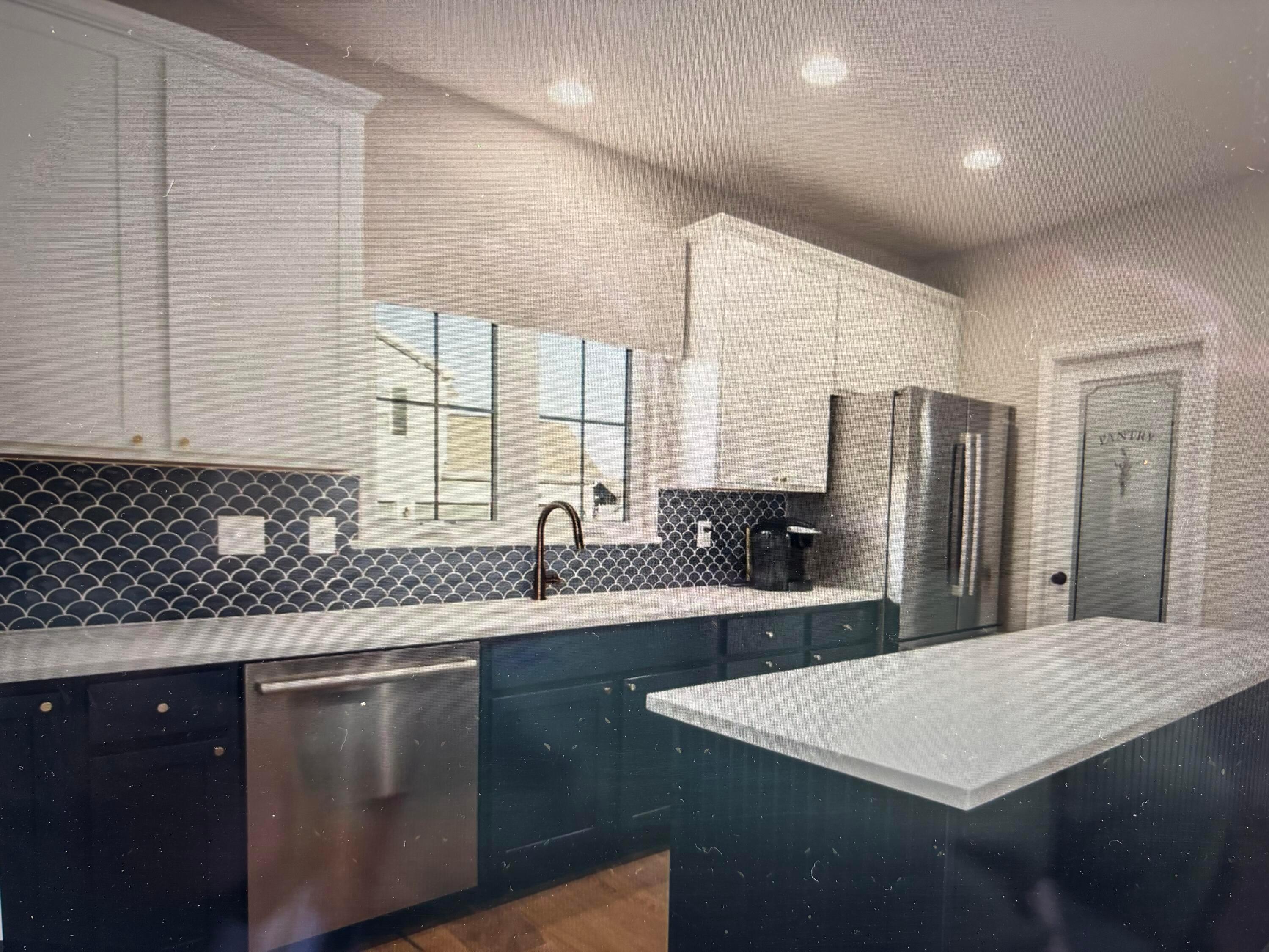6342 Avondale Woods Boulevard Property Photo 9