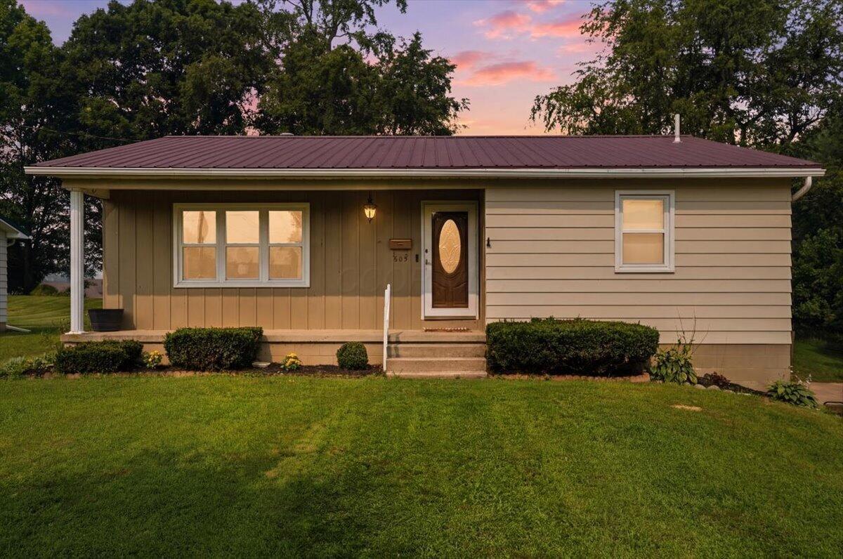 605 Snyder Drive Property Photo 1