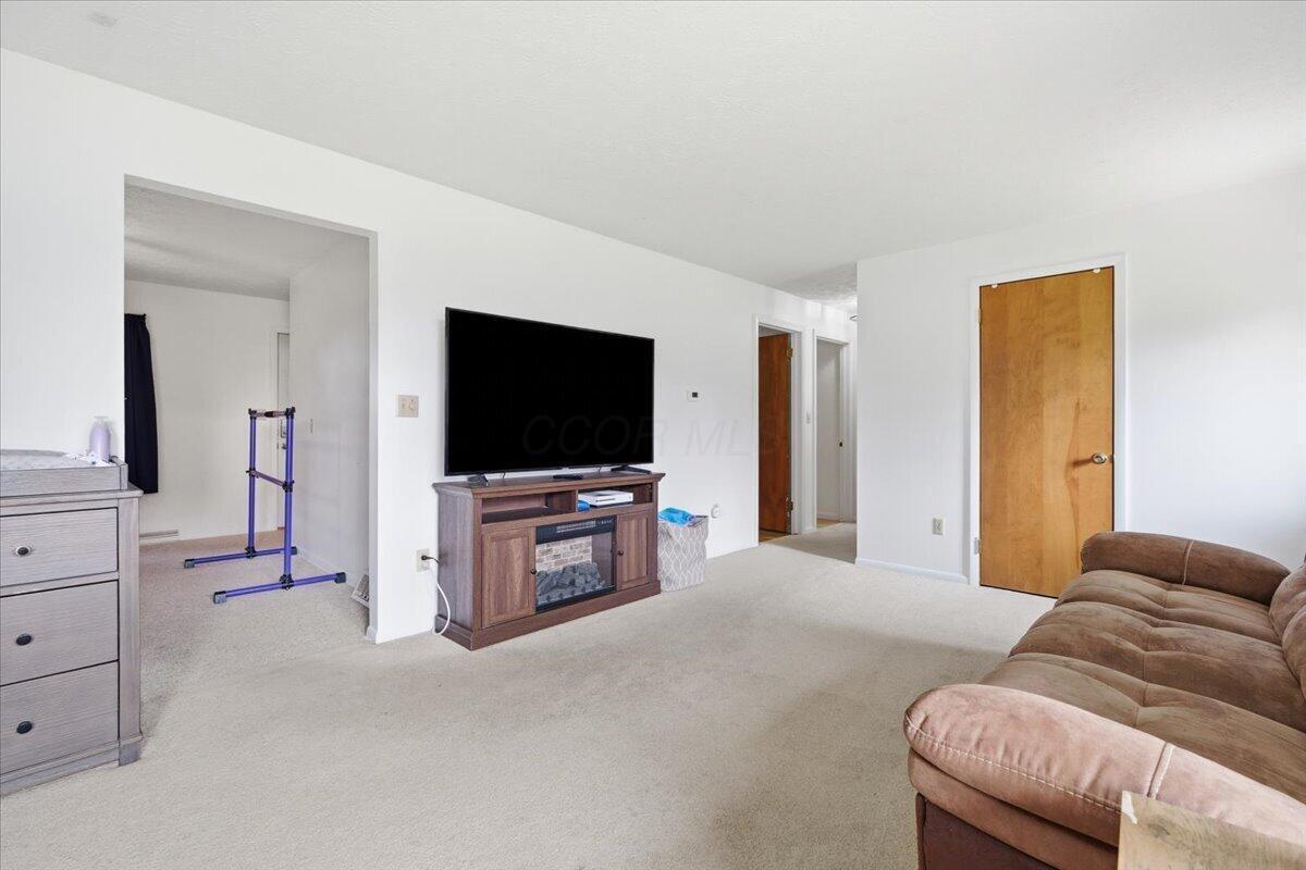 605 Snyder Drive Property Photo 15