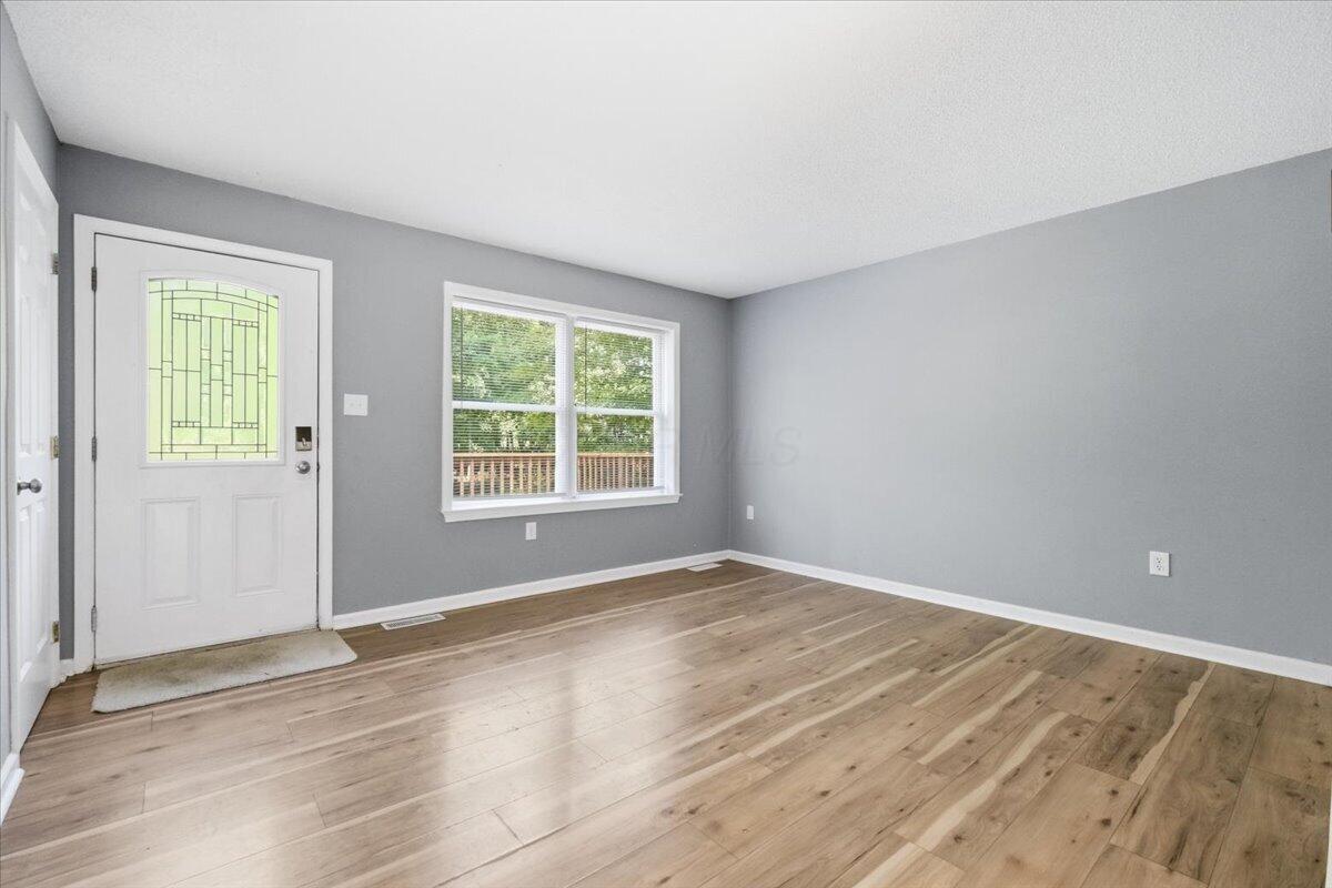 2456 Apple Valley Drive Property Photo 11