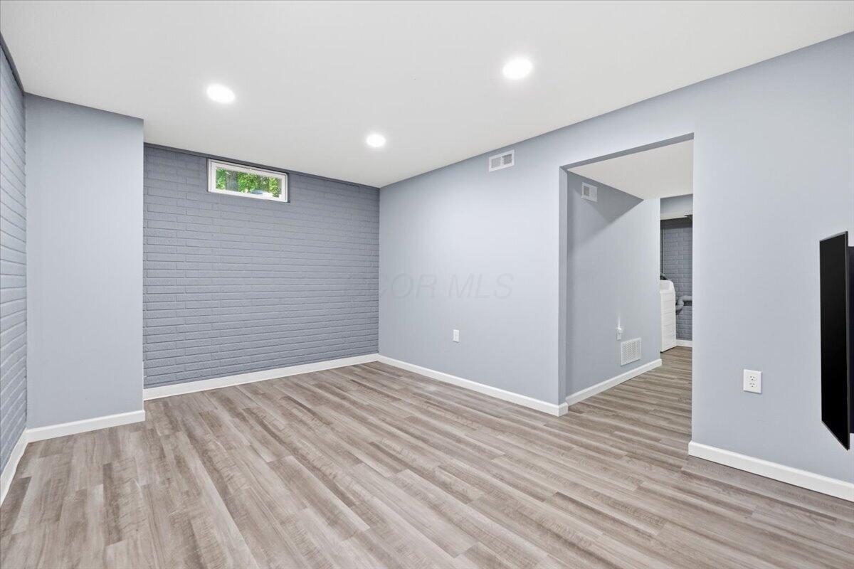 2456 Apple Valley Drive Property Photo 29