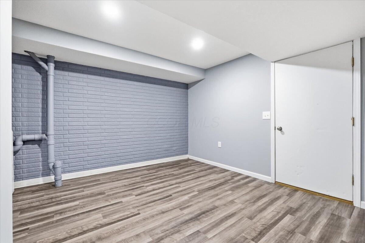 2456 Apple Valley Drive Property Photo 32