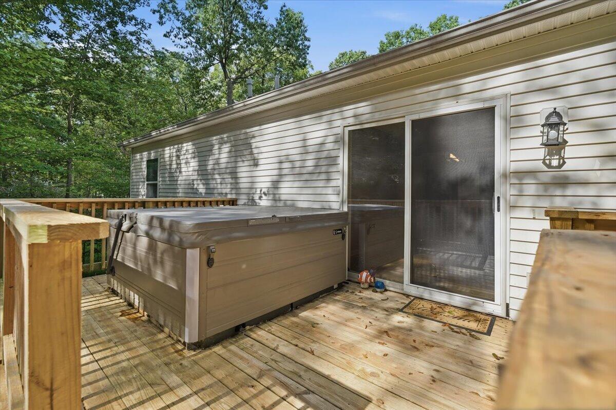 2456 Apple Valley Drive Property Photo 37