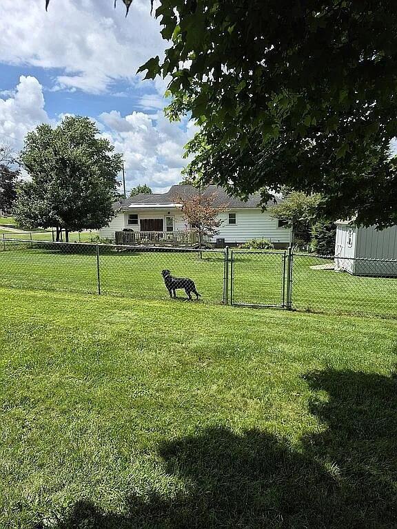 204 N Edgewood Road Property Photo 4