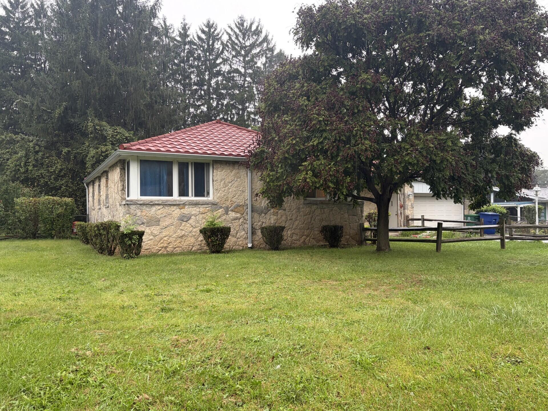 425 N Liberty Street Property Photo 1