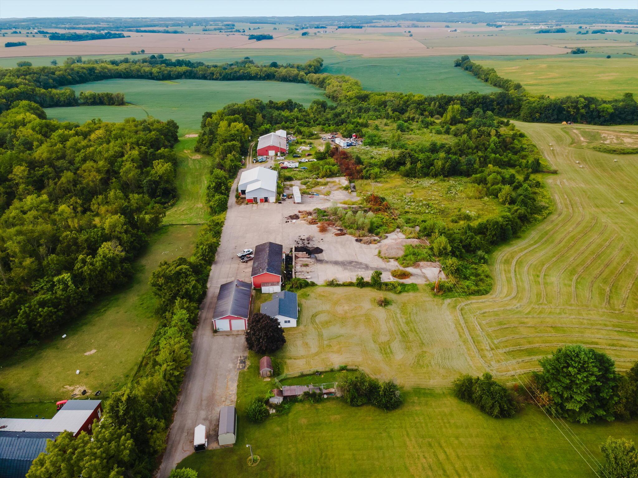 226034859 Property Photo 15