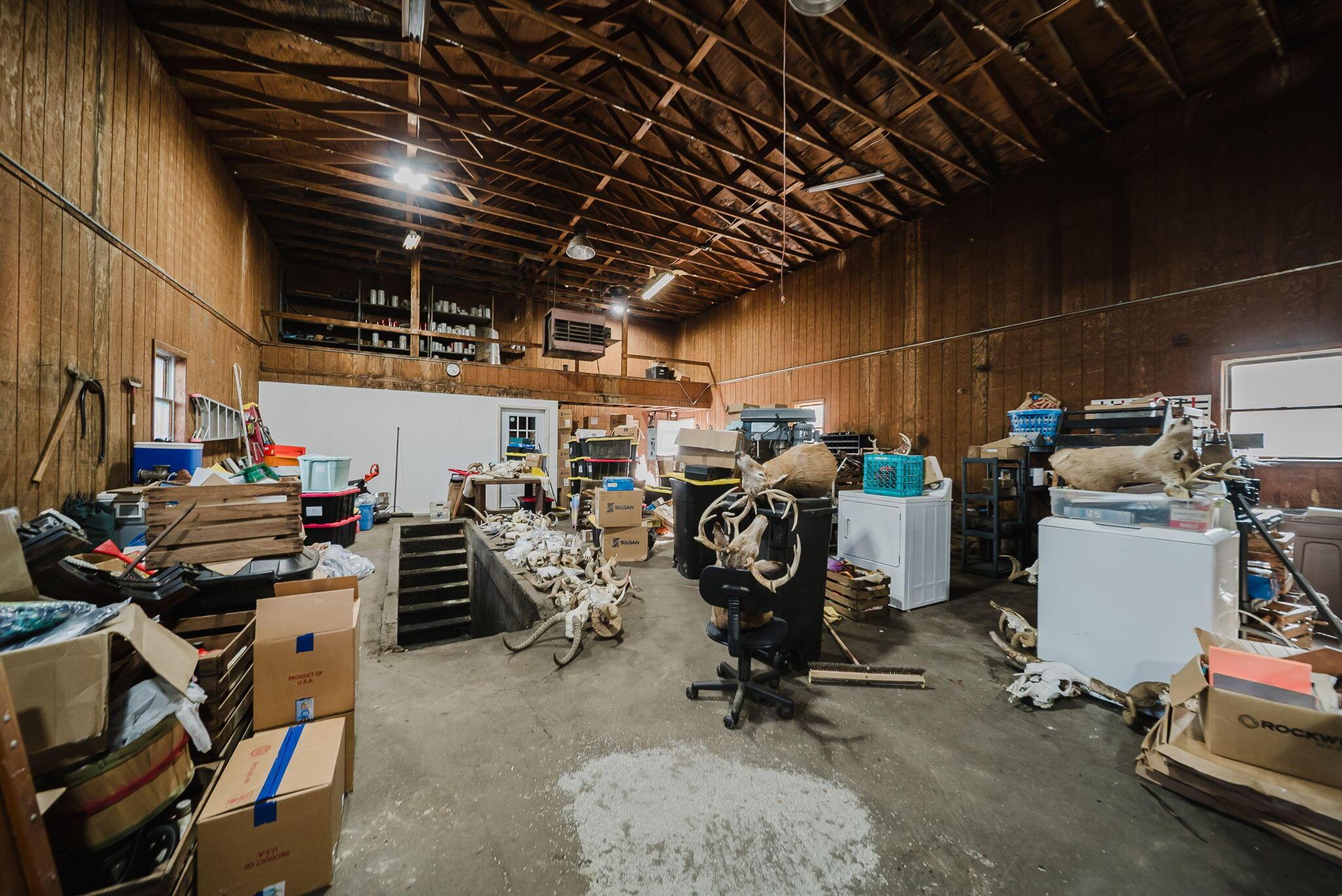 226034859 Property Photo 27