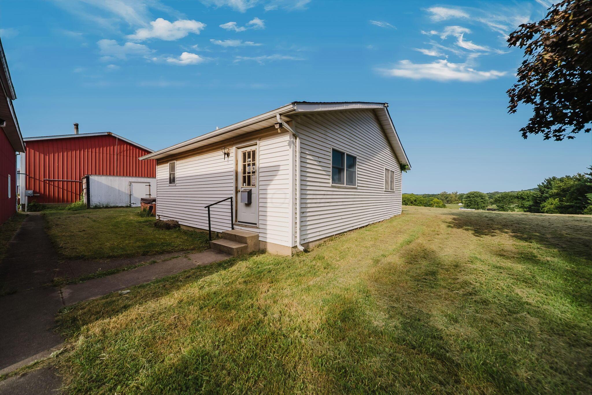 226034859 Property Photo 34