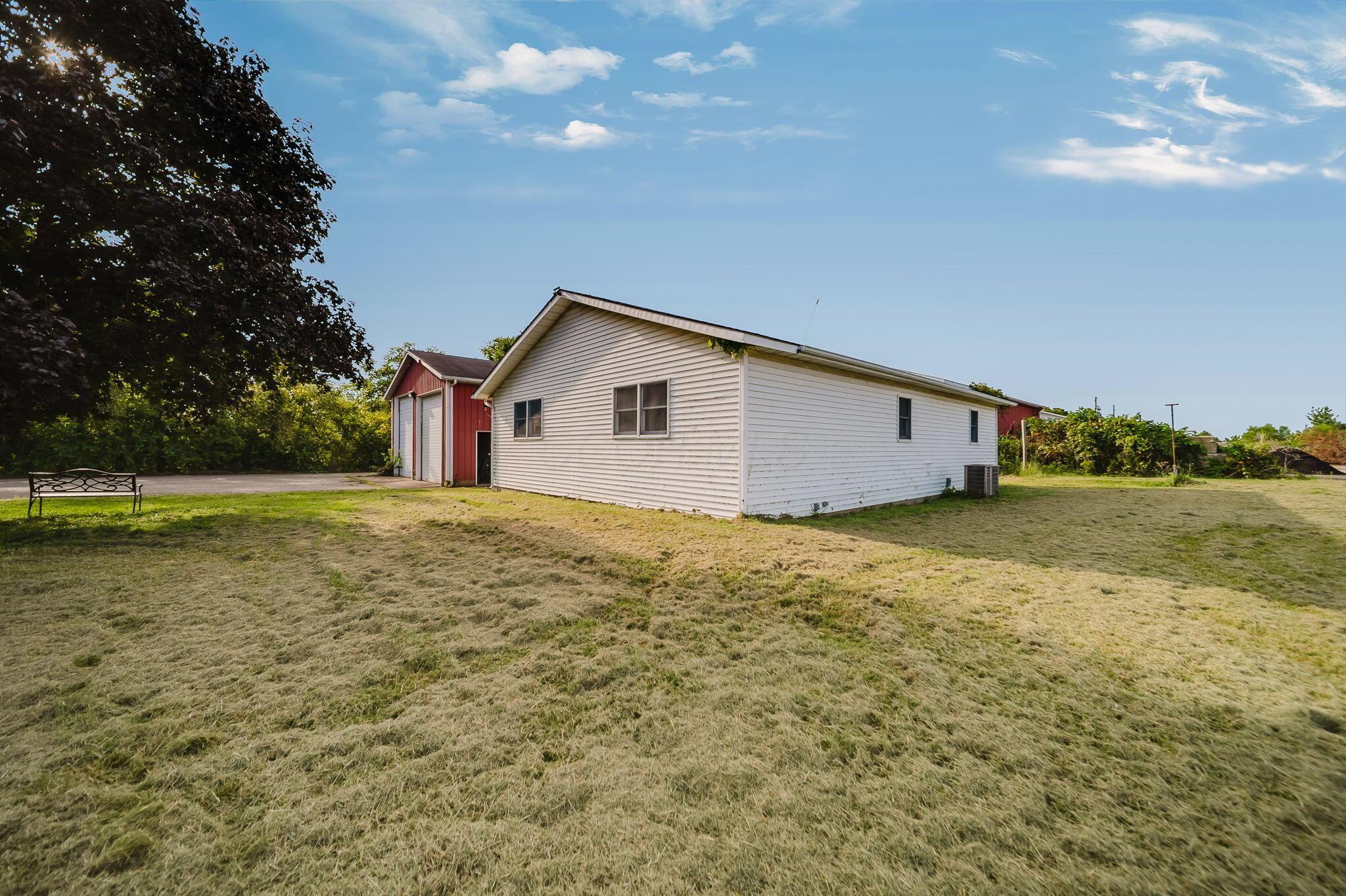 226034859 Property Photo 35