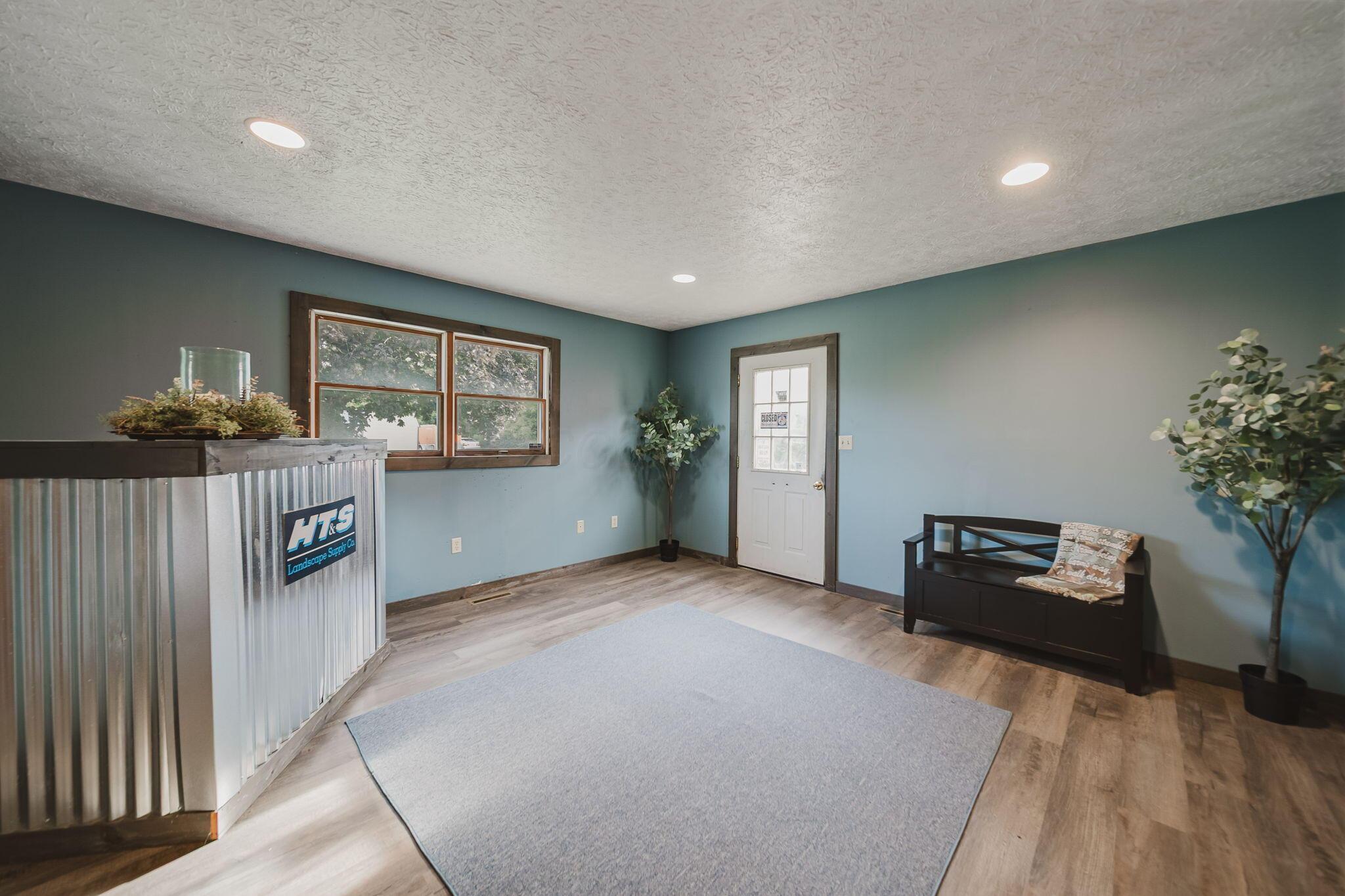 226034859 Property Photo 39