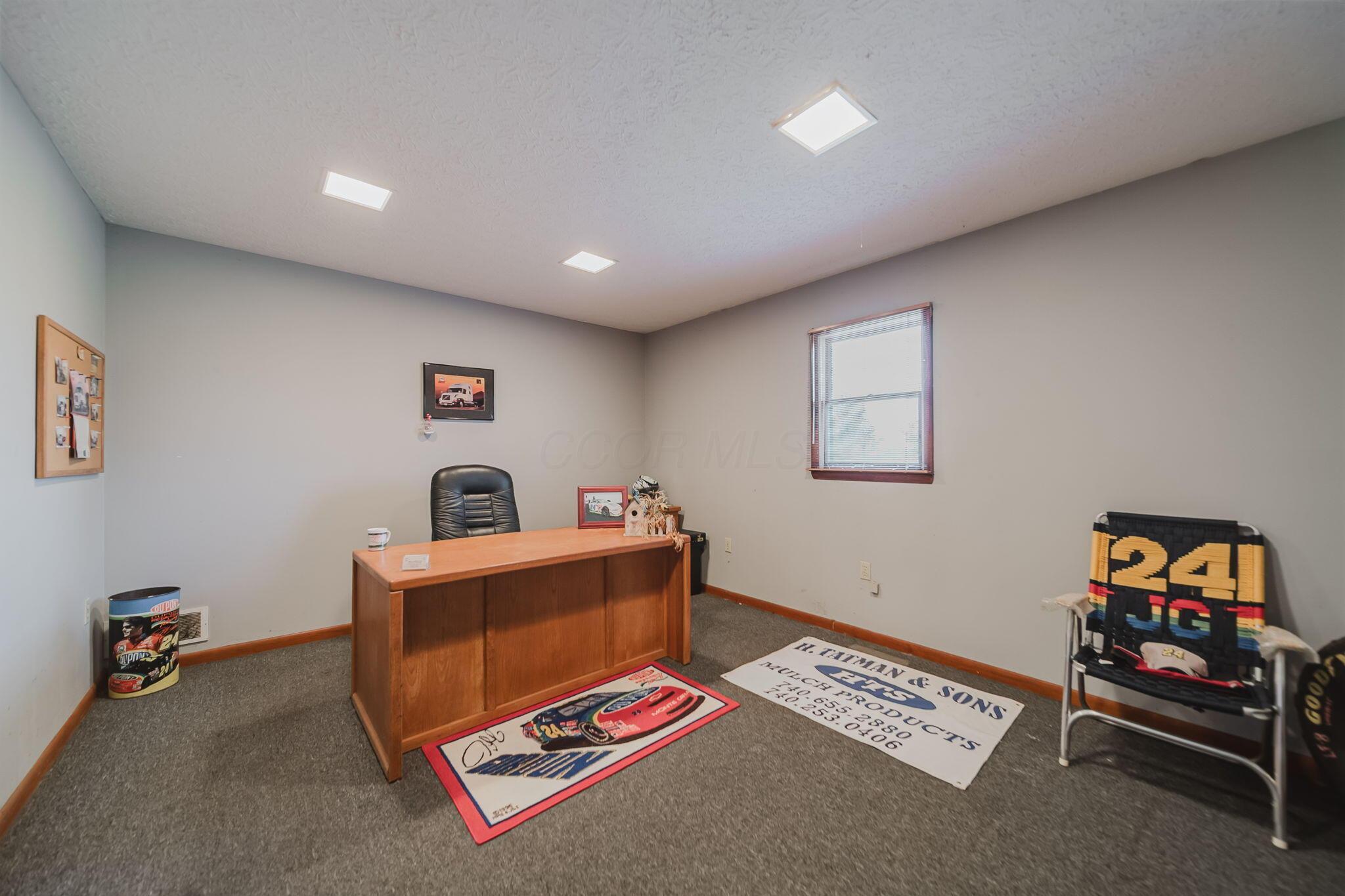 226034859 Property Photo 44