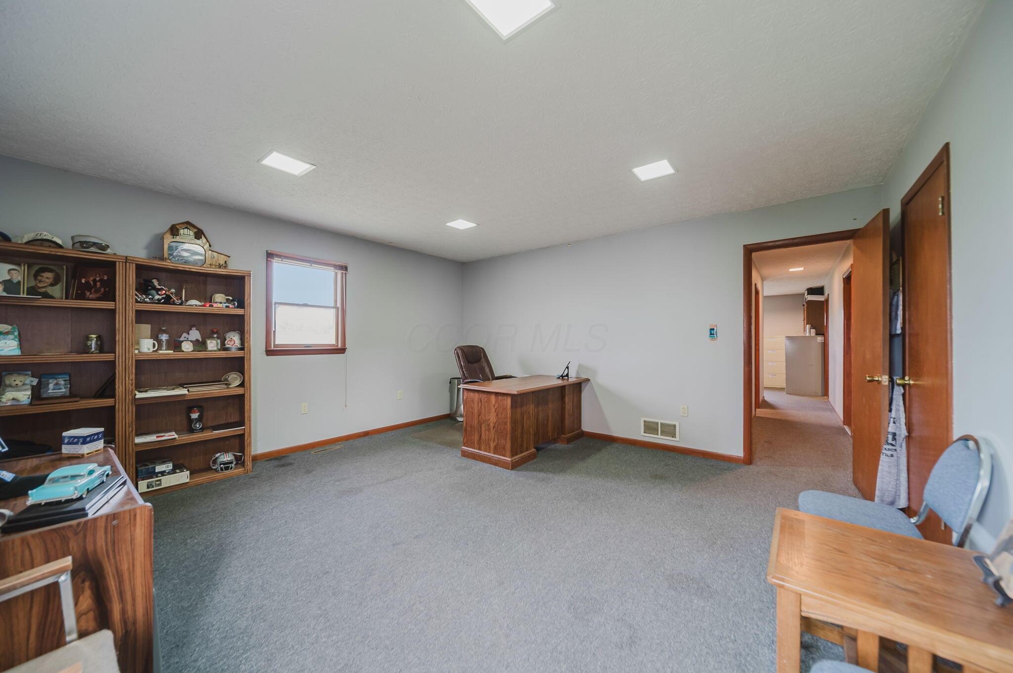 226034859 Property Photo 49