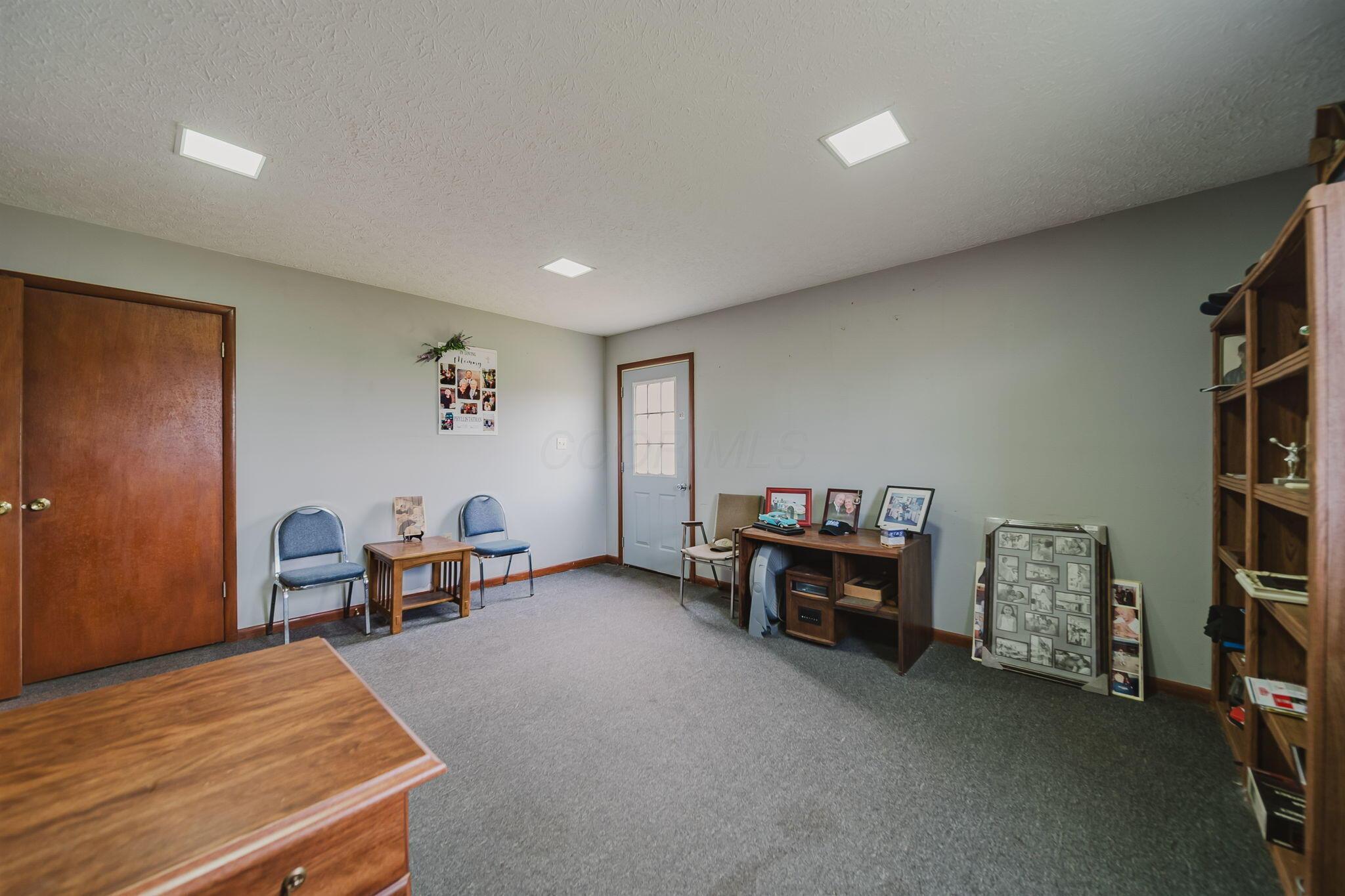 226034859 Property Photo 51