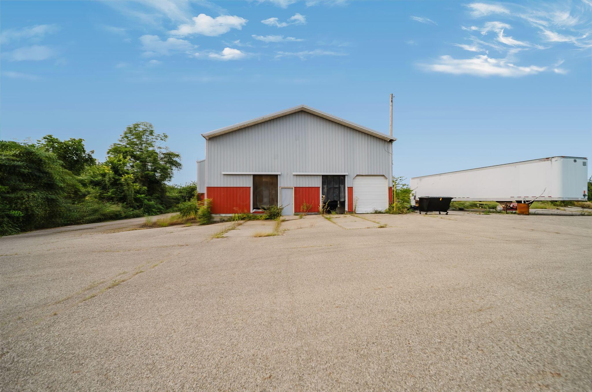 226034859 Property Photo 53