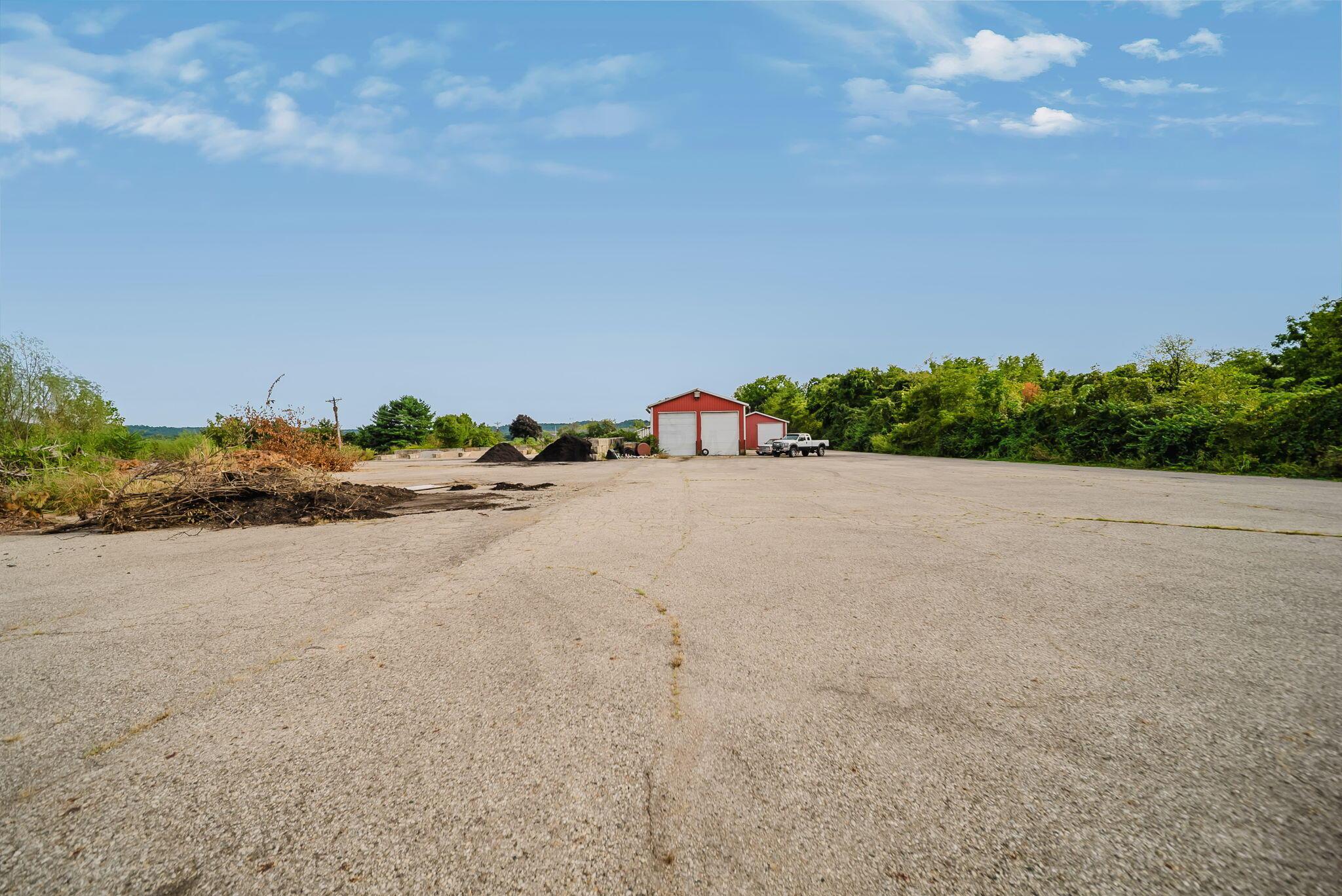 226034859 Property Photo 55