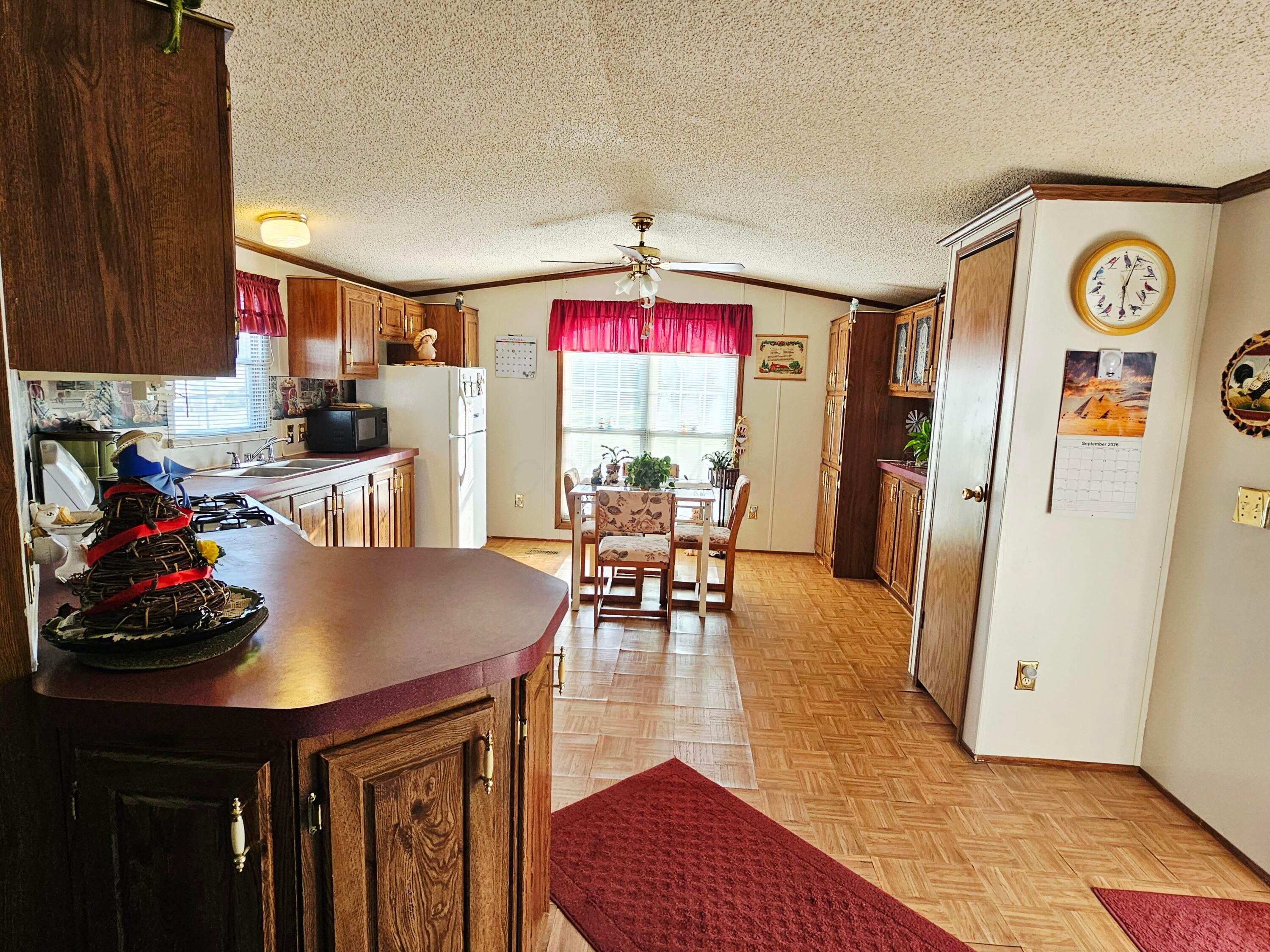 678 Robinson Road Se Property Photo 13
