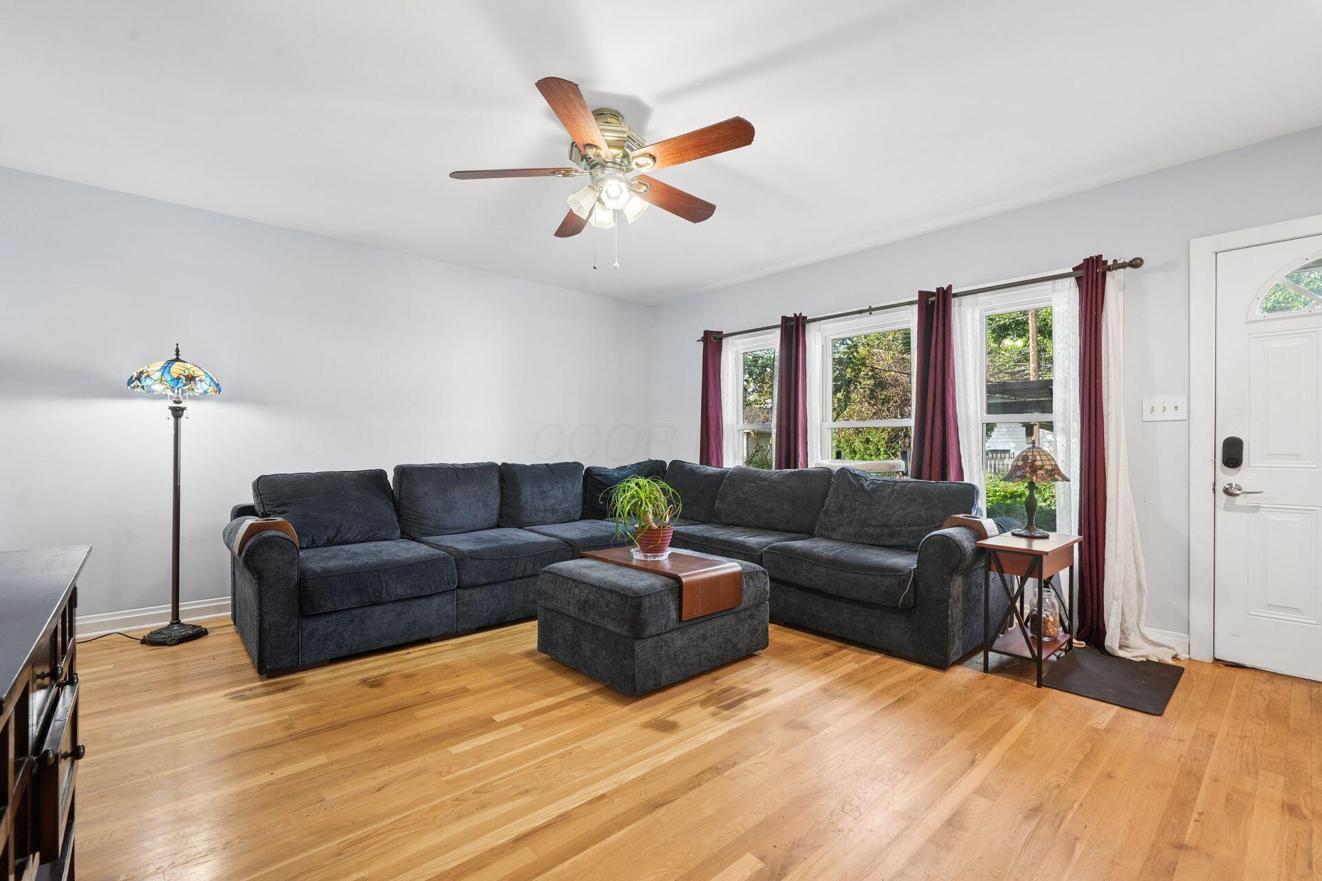 755 S Roosevelt Avenue Property Photo 23