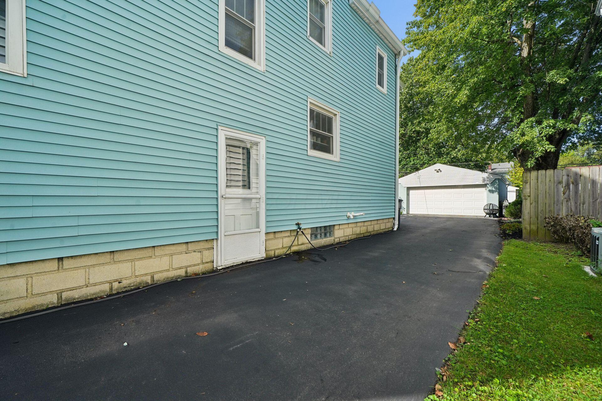 755 S Roosevelt Avenue Property Photo 75