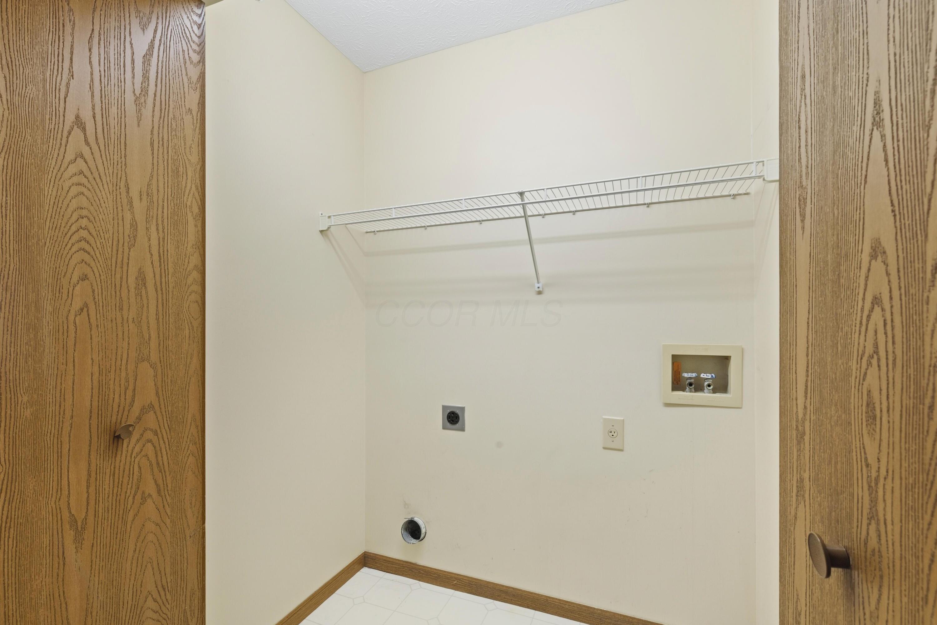 4666 Burkeshire Drive Property Photo 18