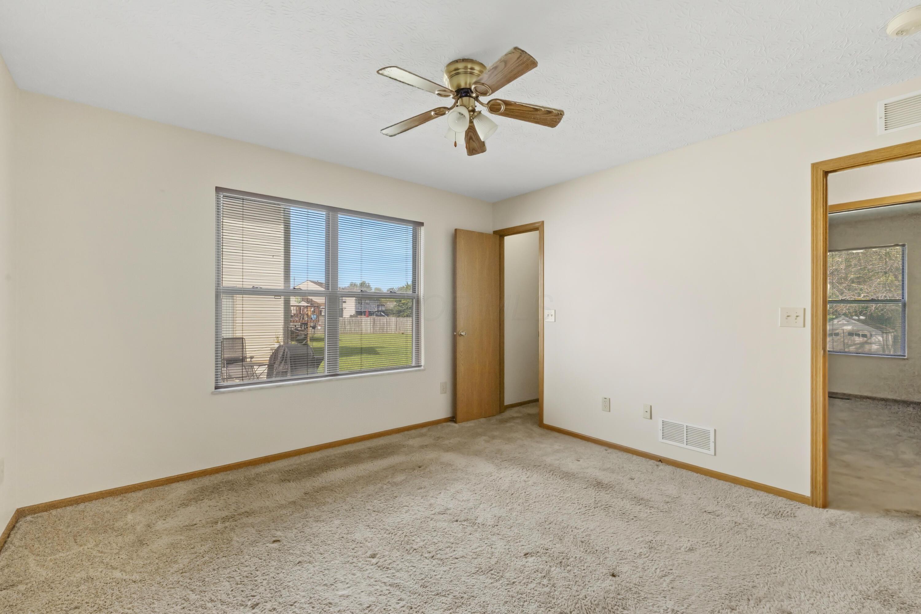 4666 Burkeshire Drive Property Photo 21