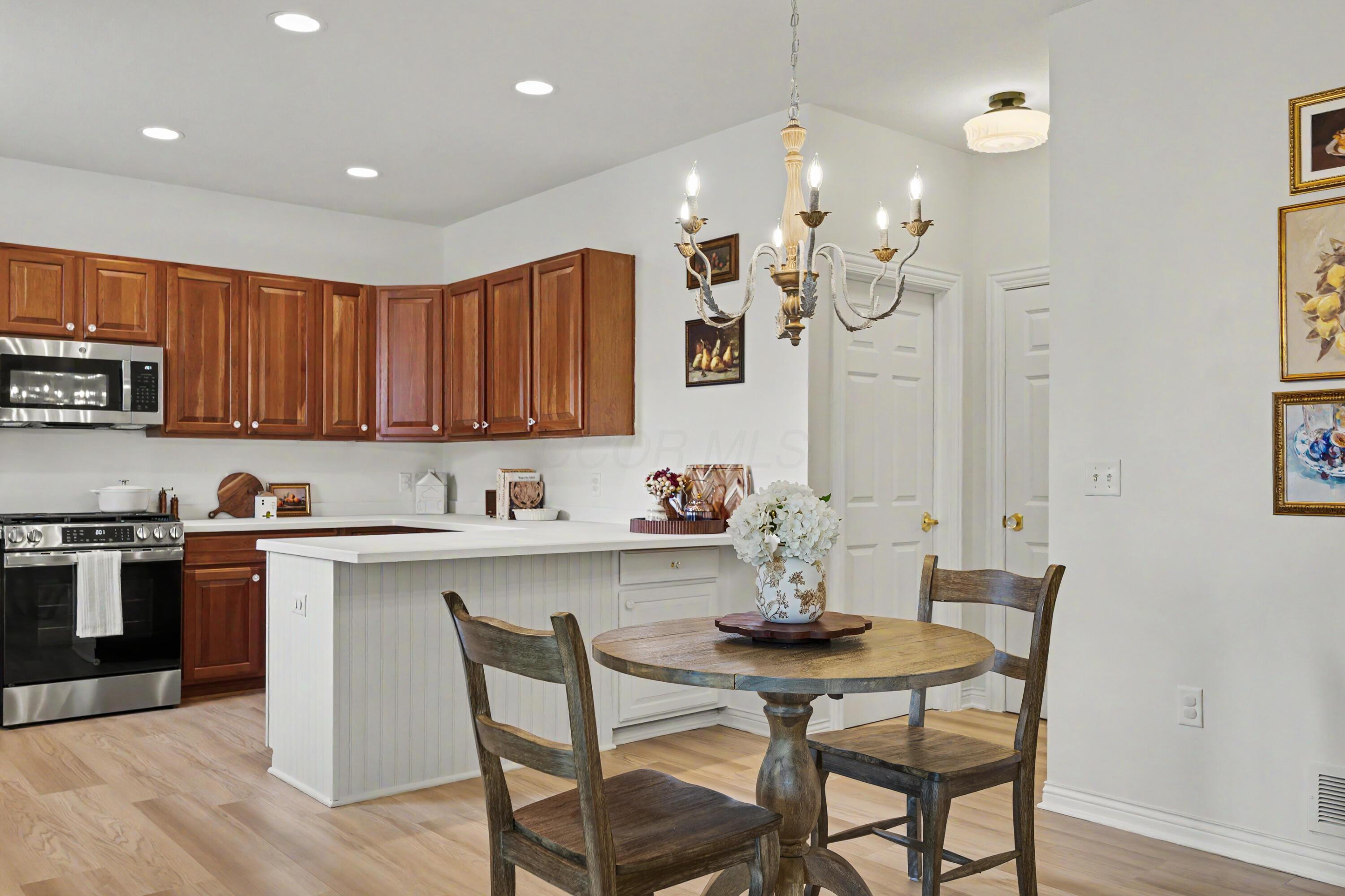 7677 Scioto Ridge Drive Property Photo 27