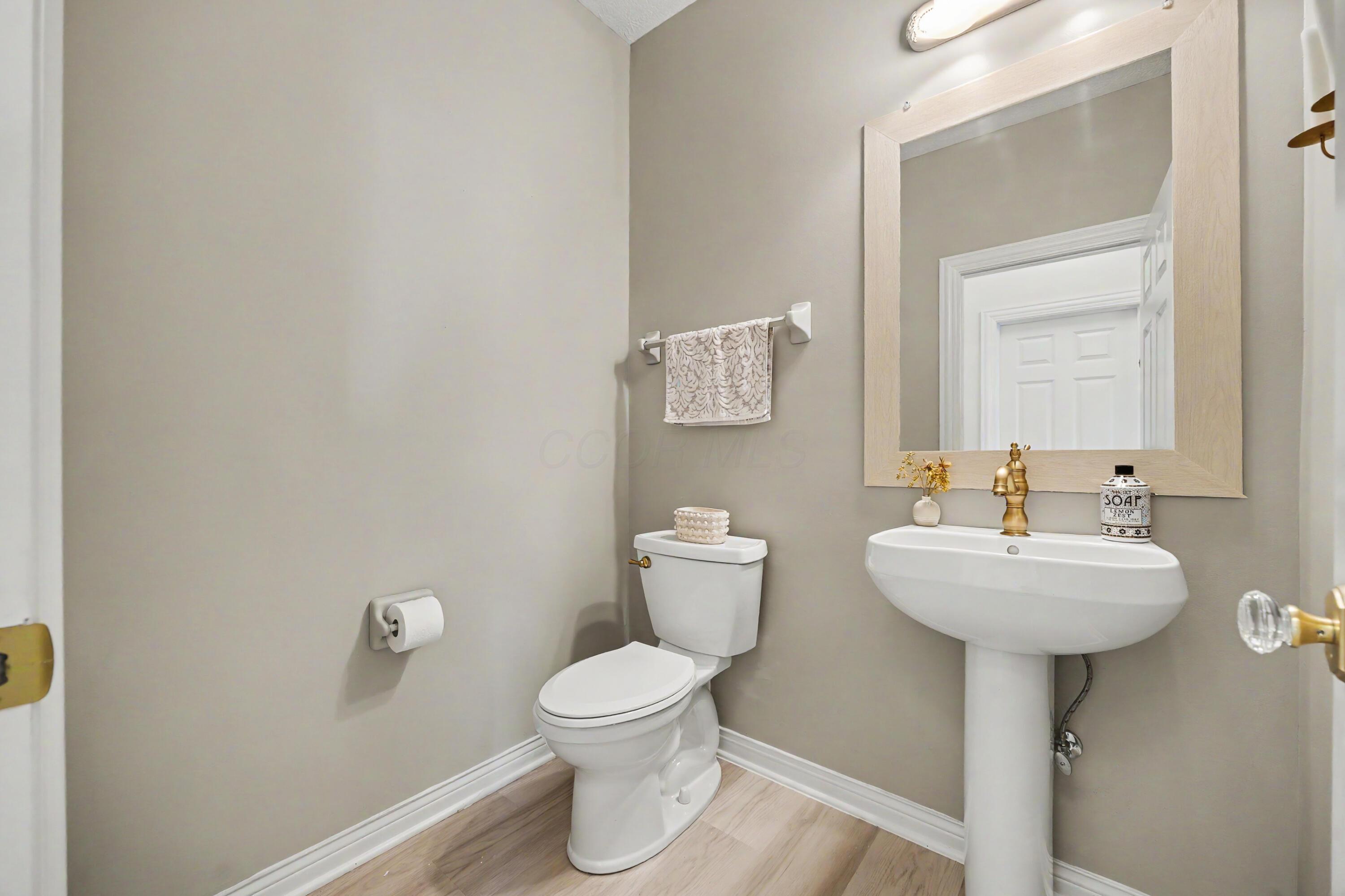 7677 Scioto Ridge Drive Property Photo 37