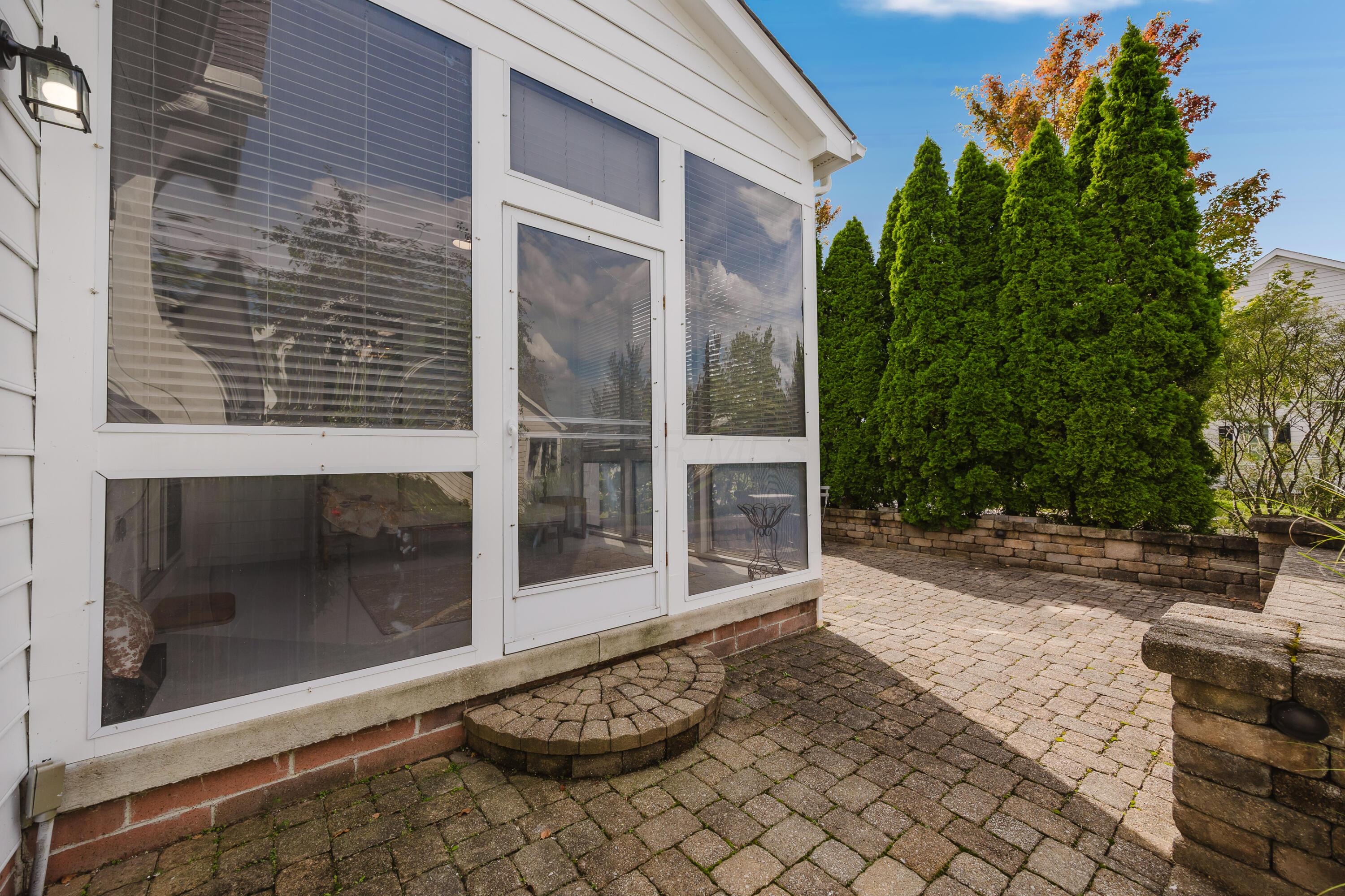 7677 Scioto Ridge Drive Property Photo 45