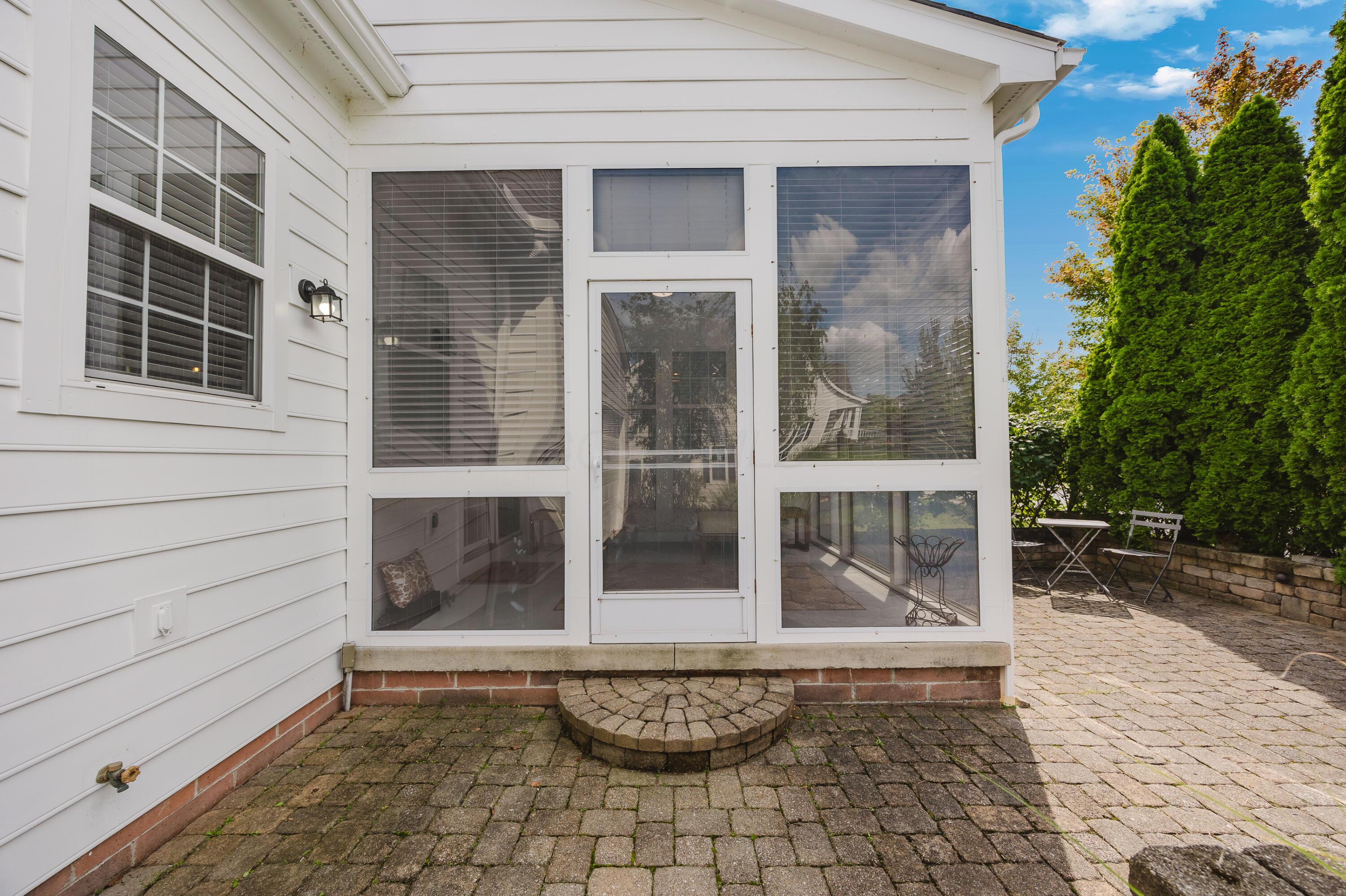 7677 Scioto Ridge Drive Property Photo 46