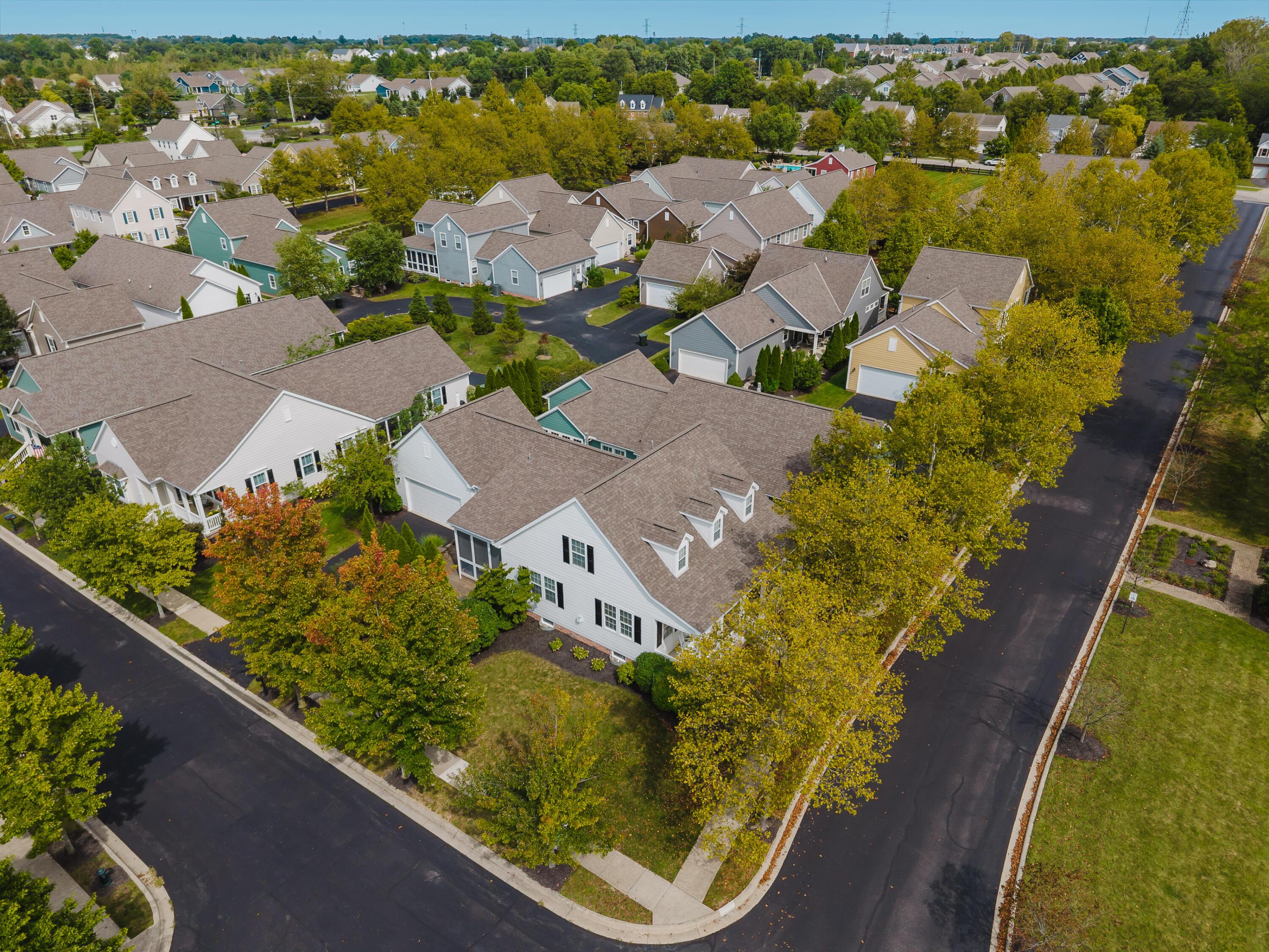 7677 Scioto Ridge Drive Property Photo 93