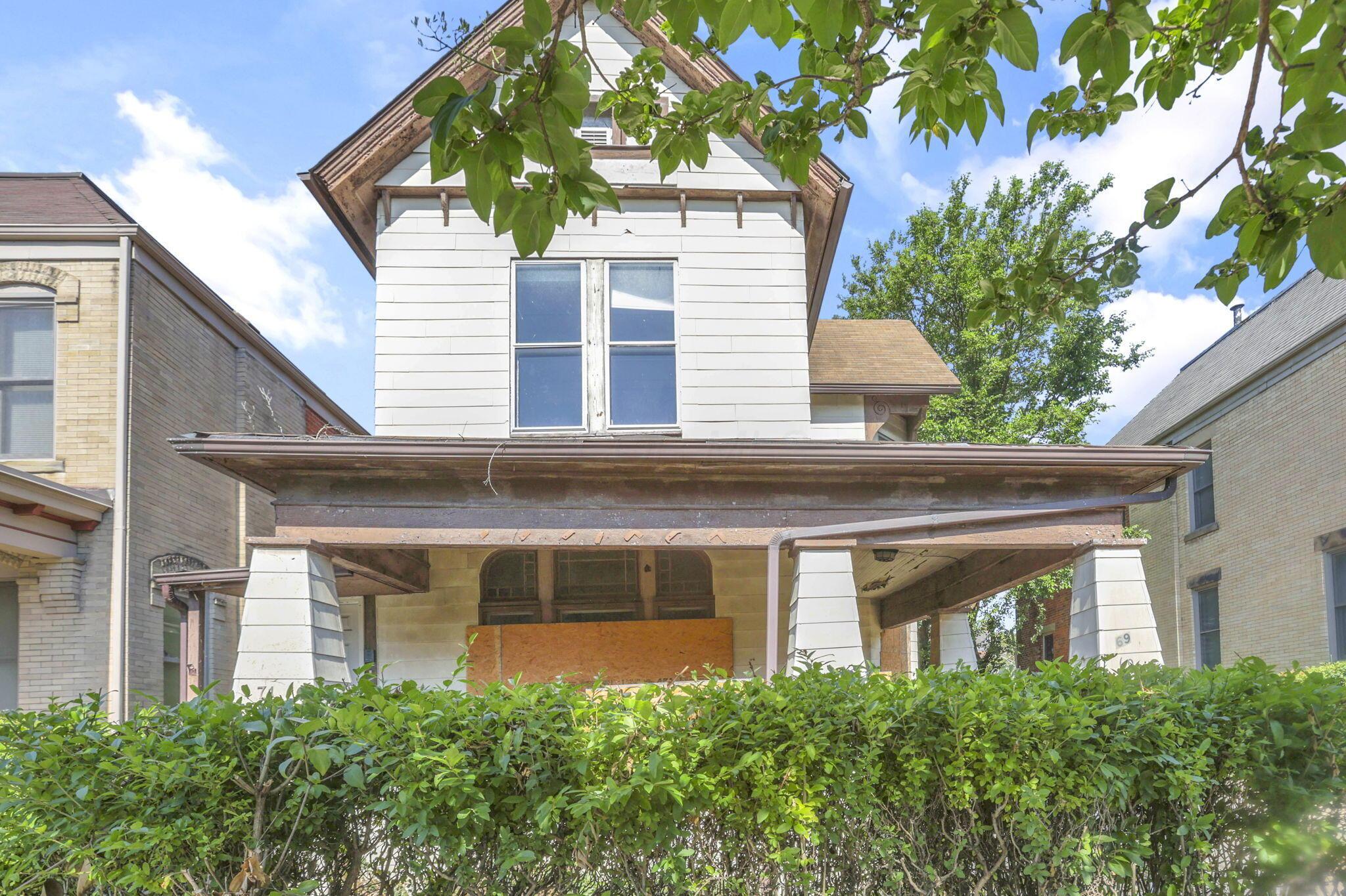 69-71 S Champion Avenue Property Photo 1