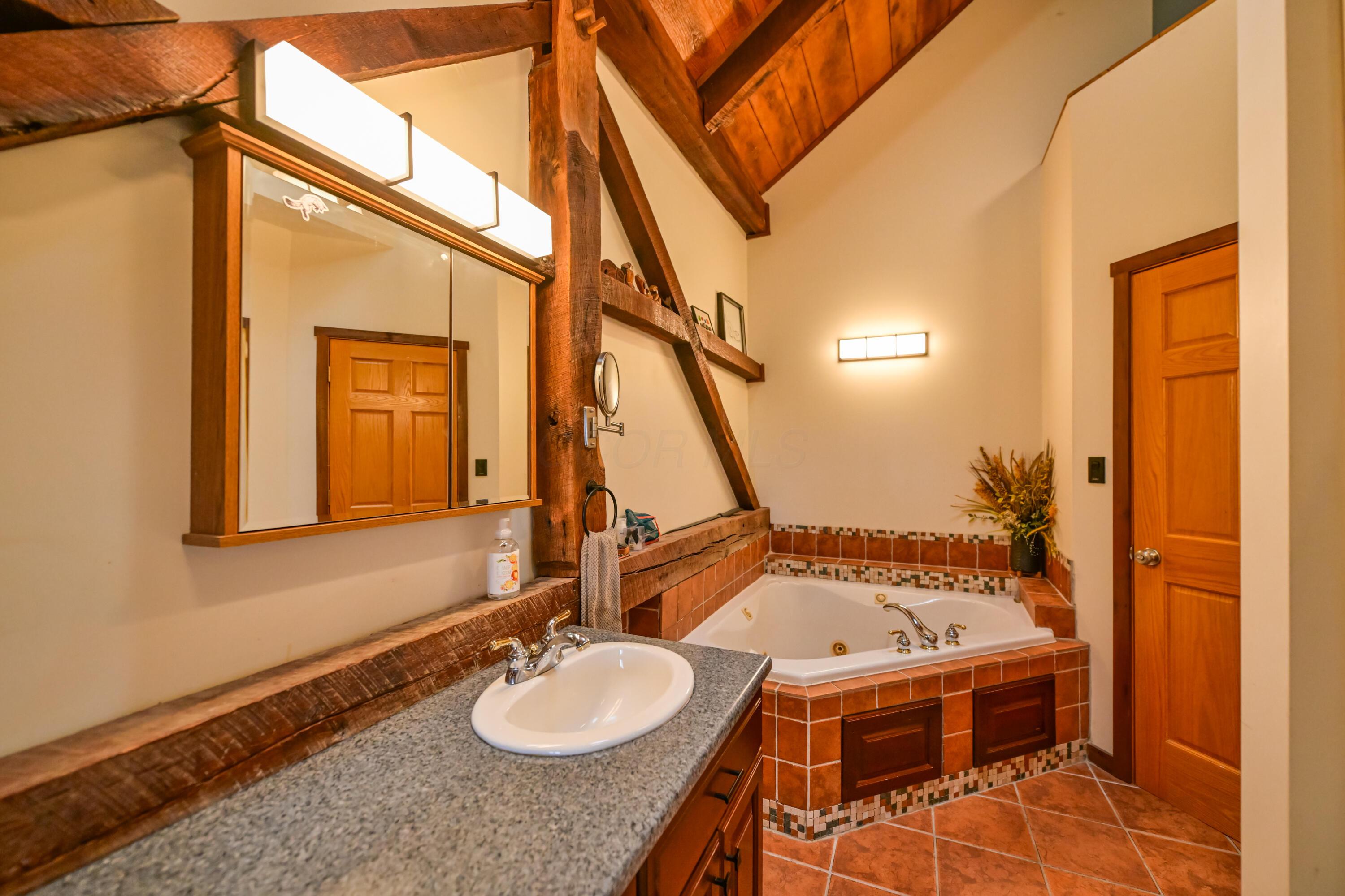 10980 Twist Tail Road Property Photo 16