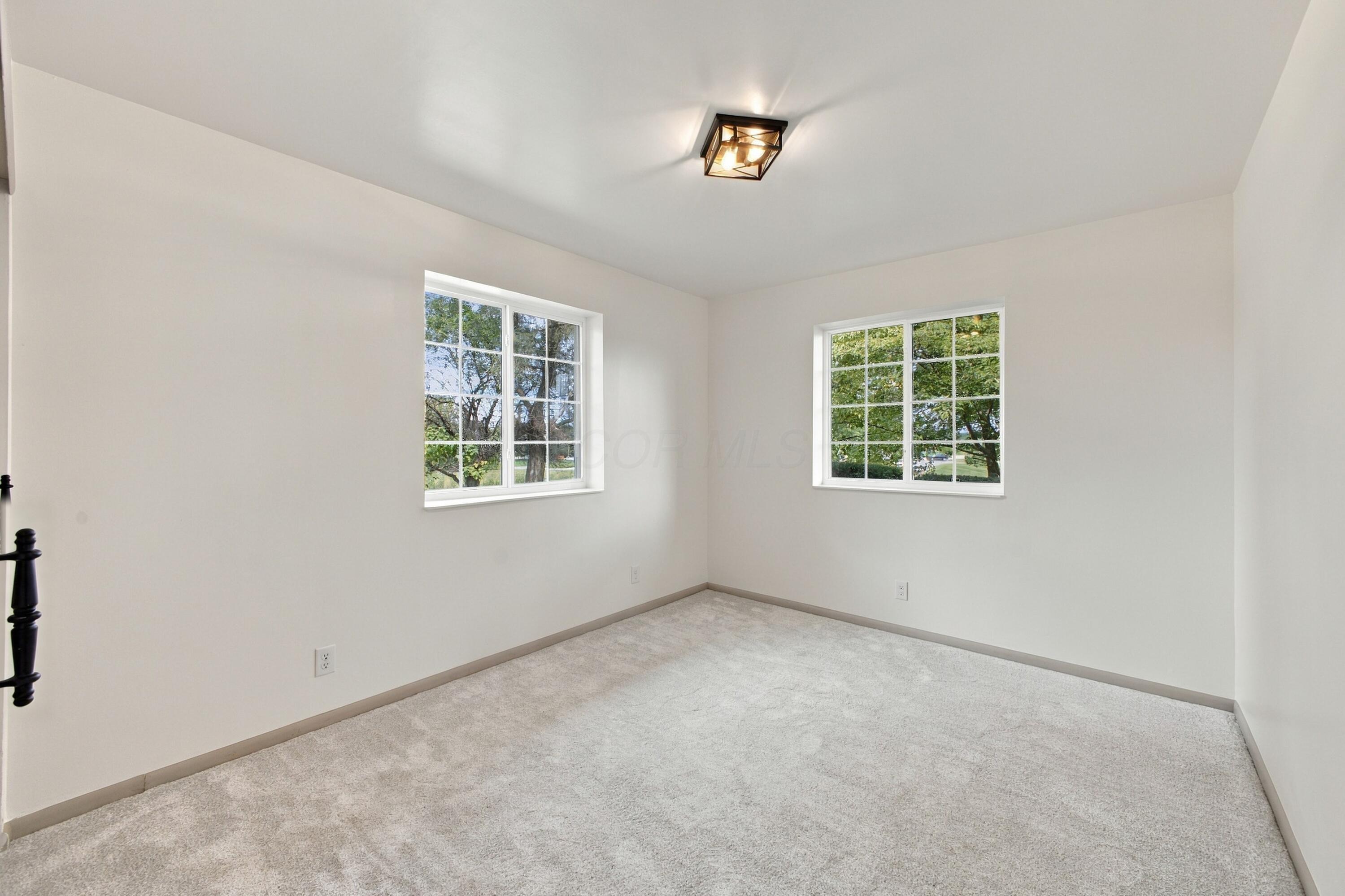 7826 Johnstown Utica Road Property Photo 31