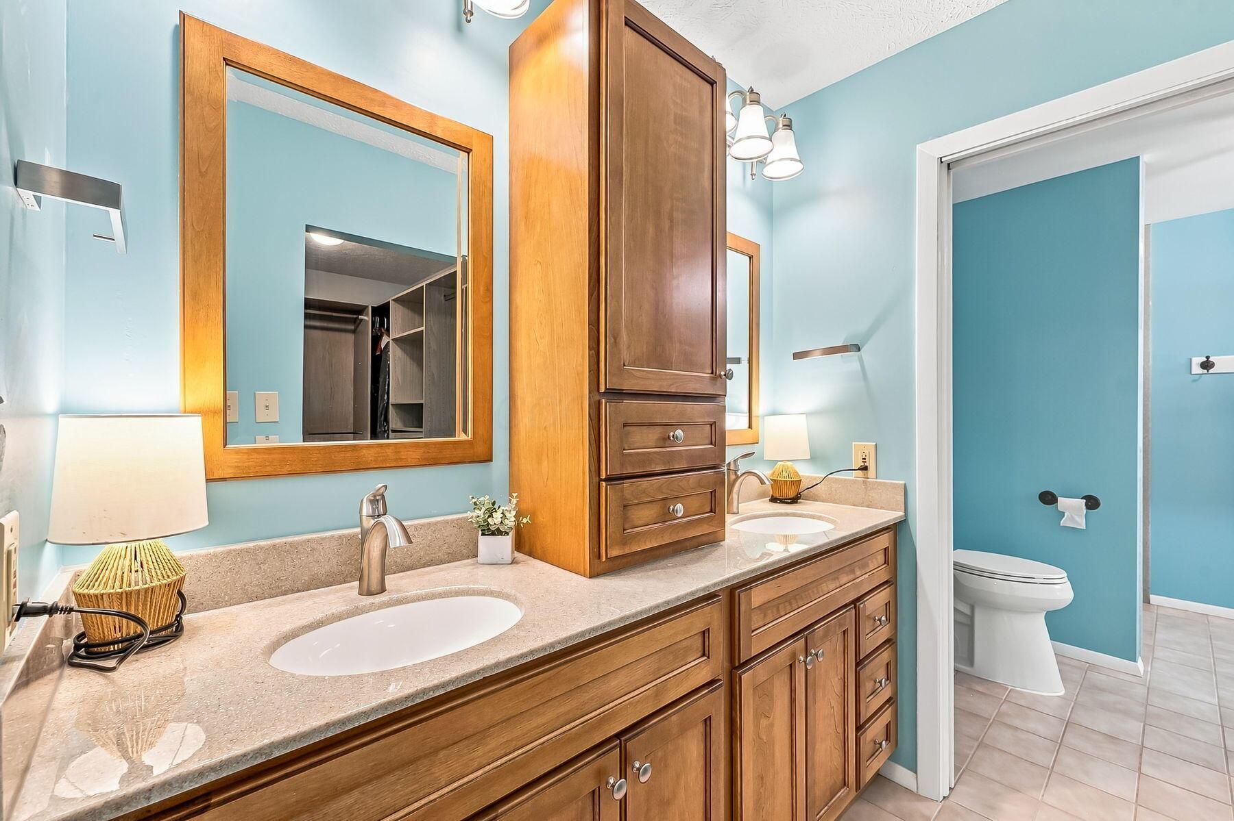 8749 Scarsdale Boulevard Property Photo 23