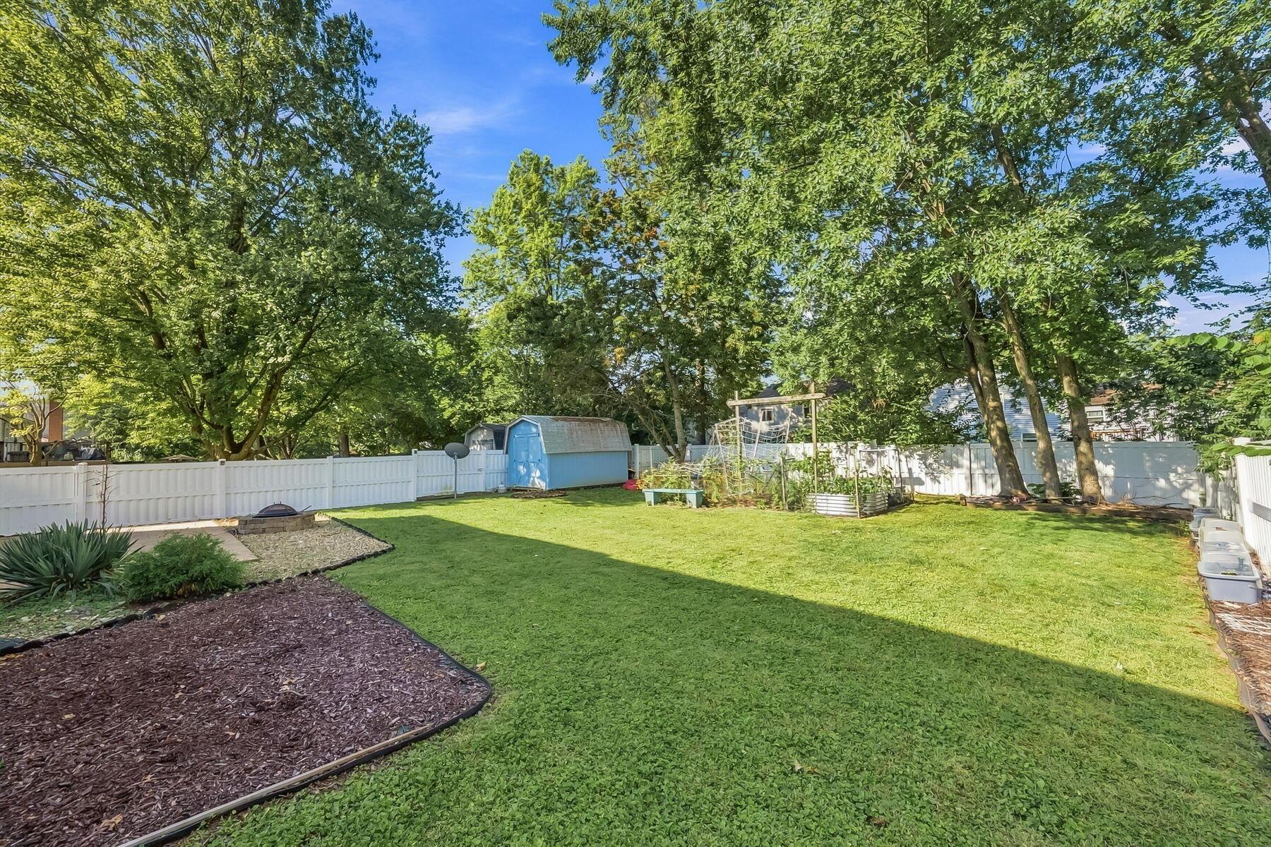 8749 Scarsdale Boulevard Property Photo 38