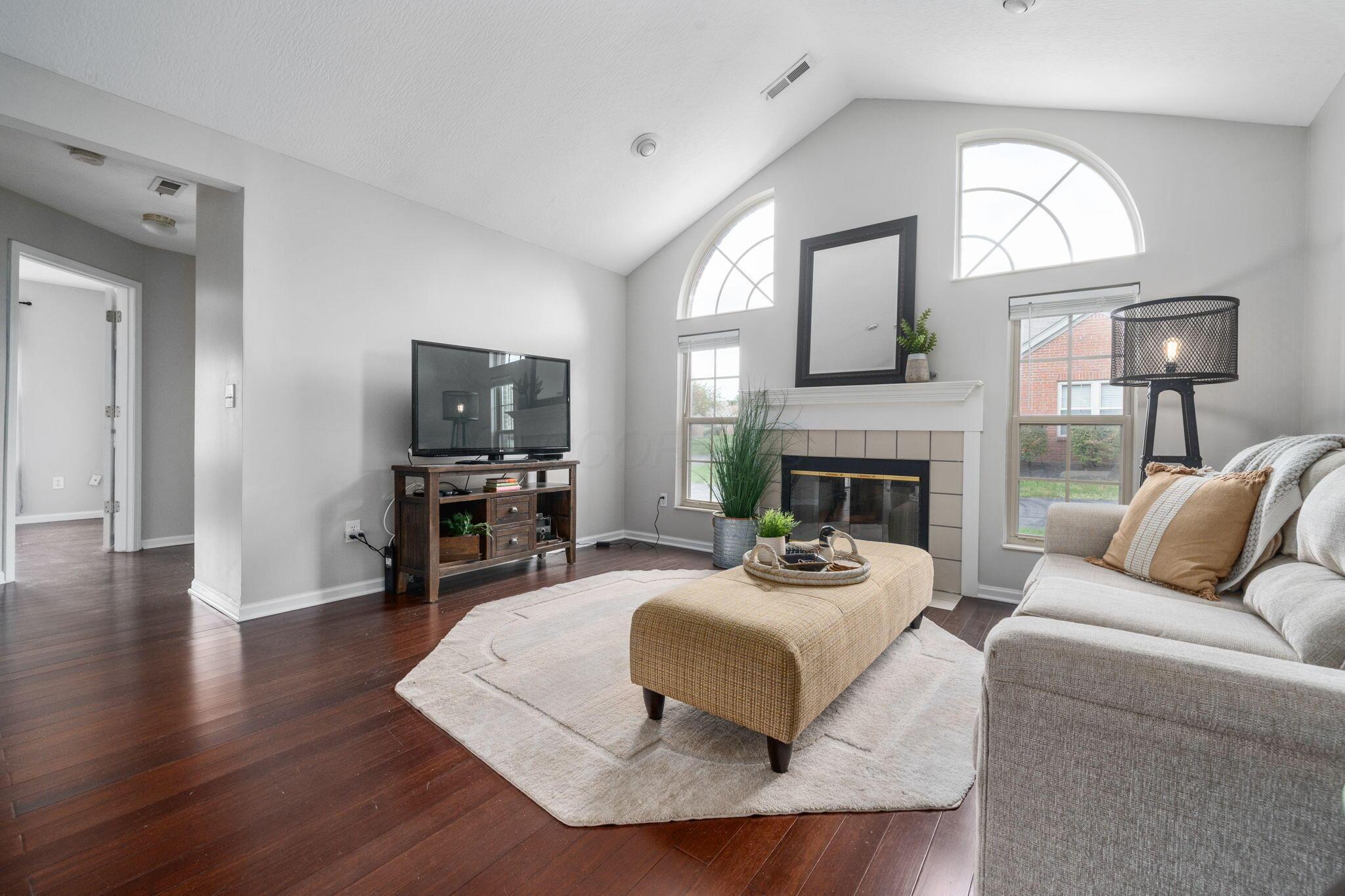 3852 Sandstone Circle Property Photo 6
