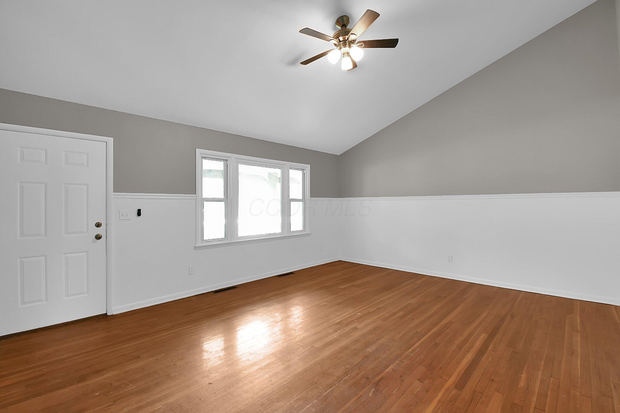 1609 Courtright Road Property Photo 6