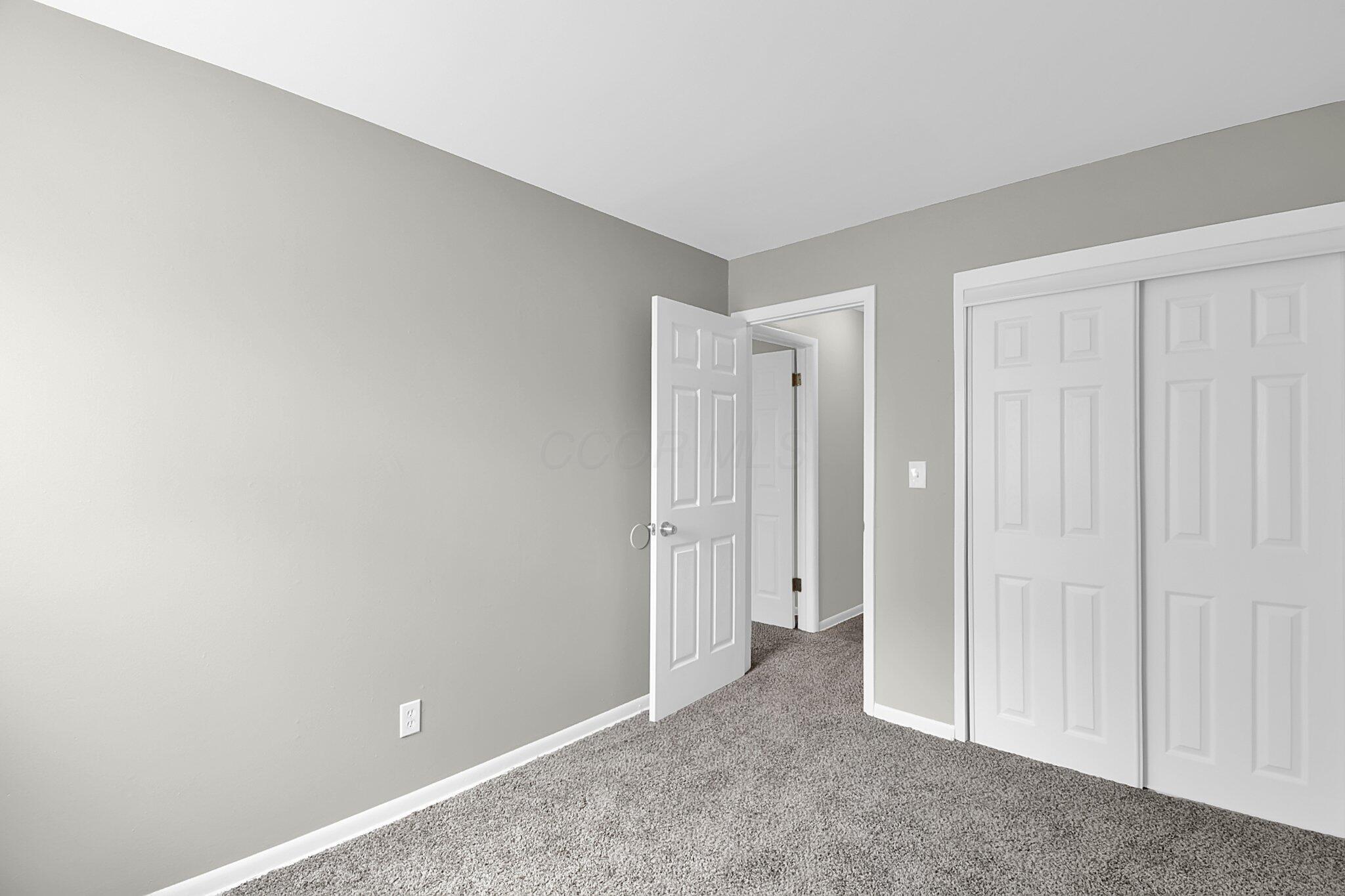 1609 Courtright Road Property Photo 22