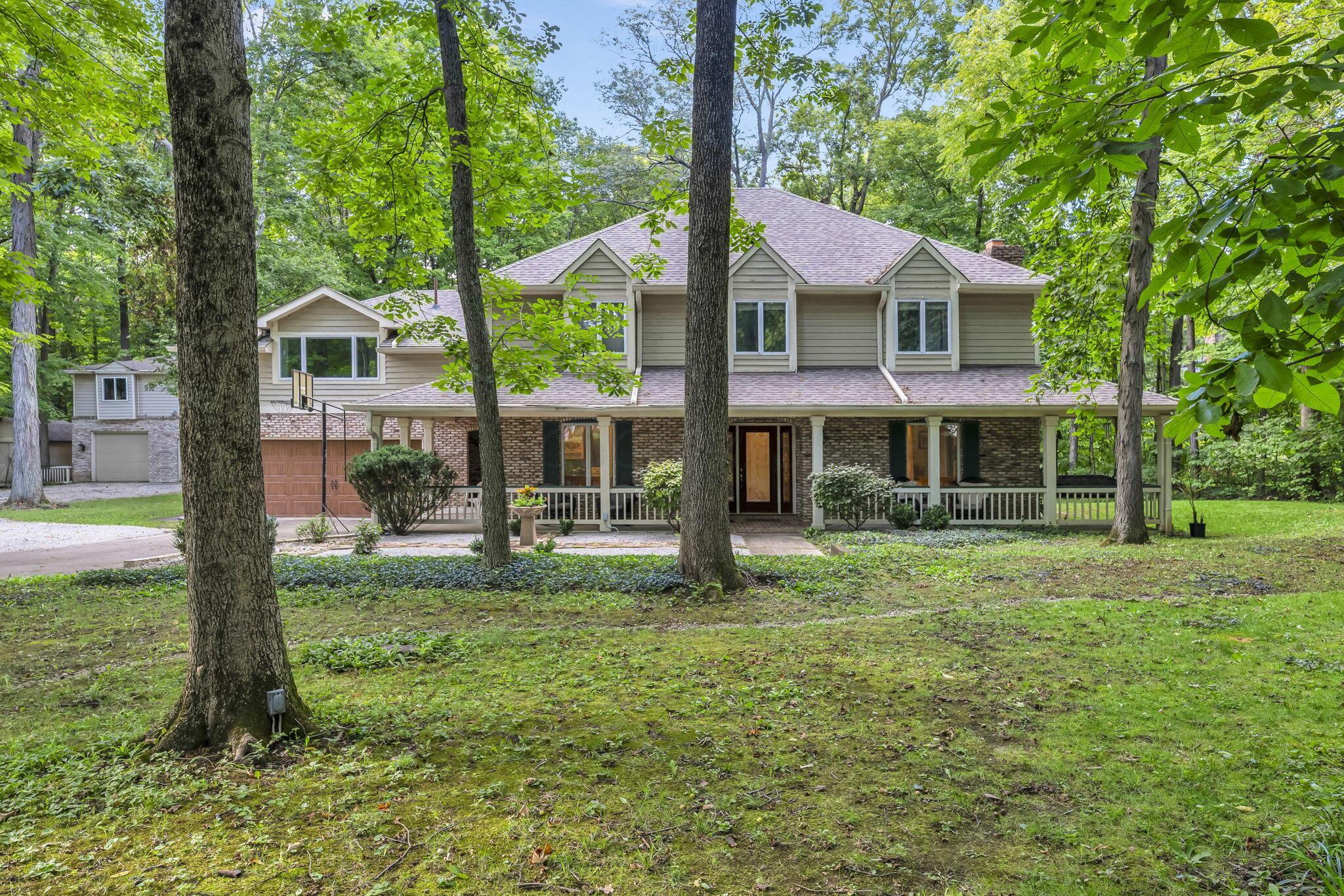 5101 Hawthorne Valley Drive Property Photo 1