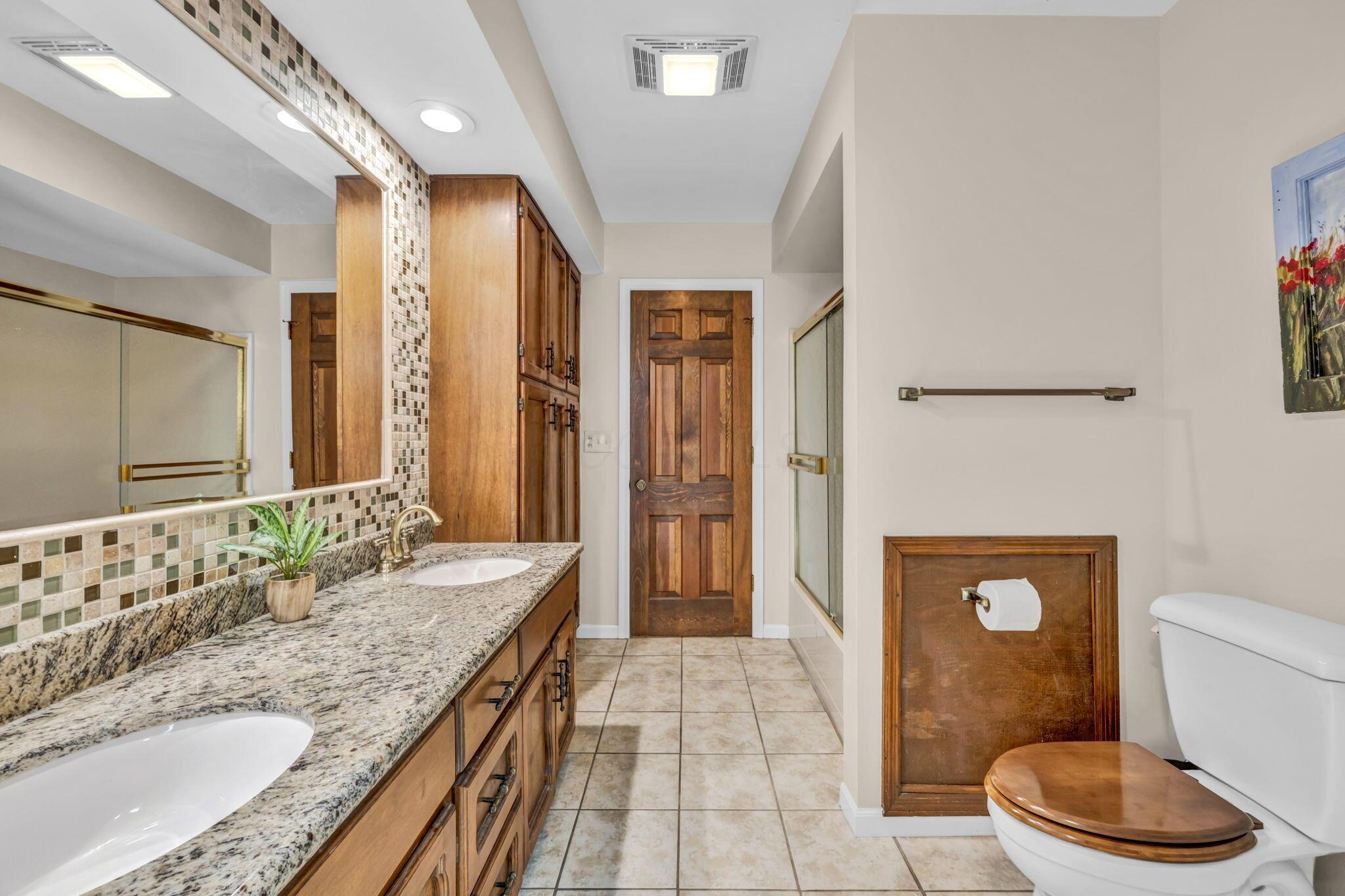 5101 Hawthorne Valley Drive Property Photo 70